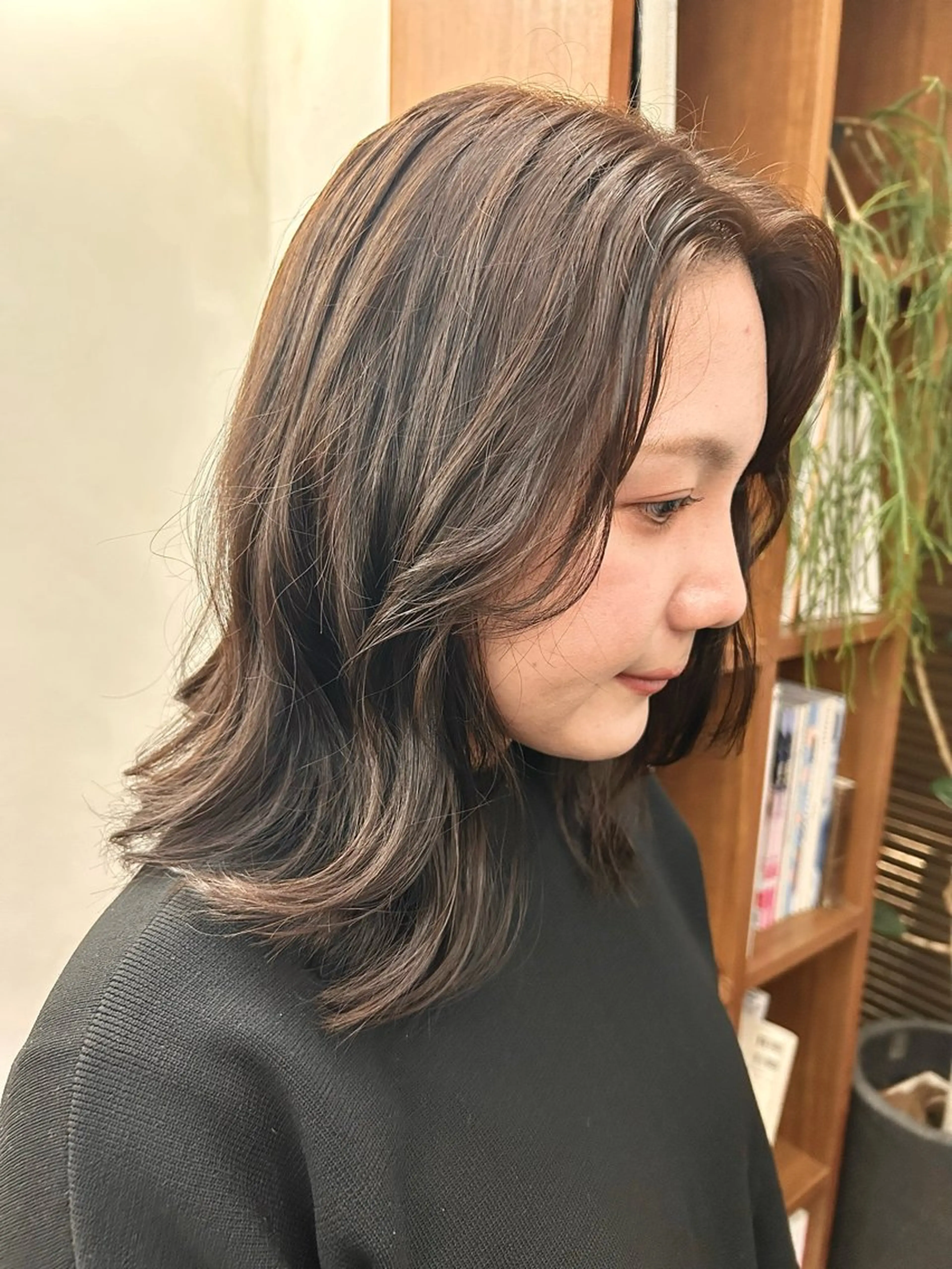 セミロング カラー ヘアカラー トリートメント 💎透明感カラー💎 bAteAu あまねのヘアスタイル