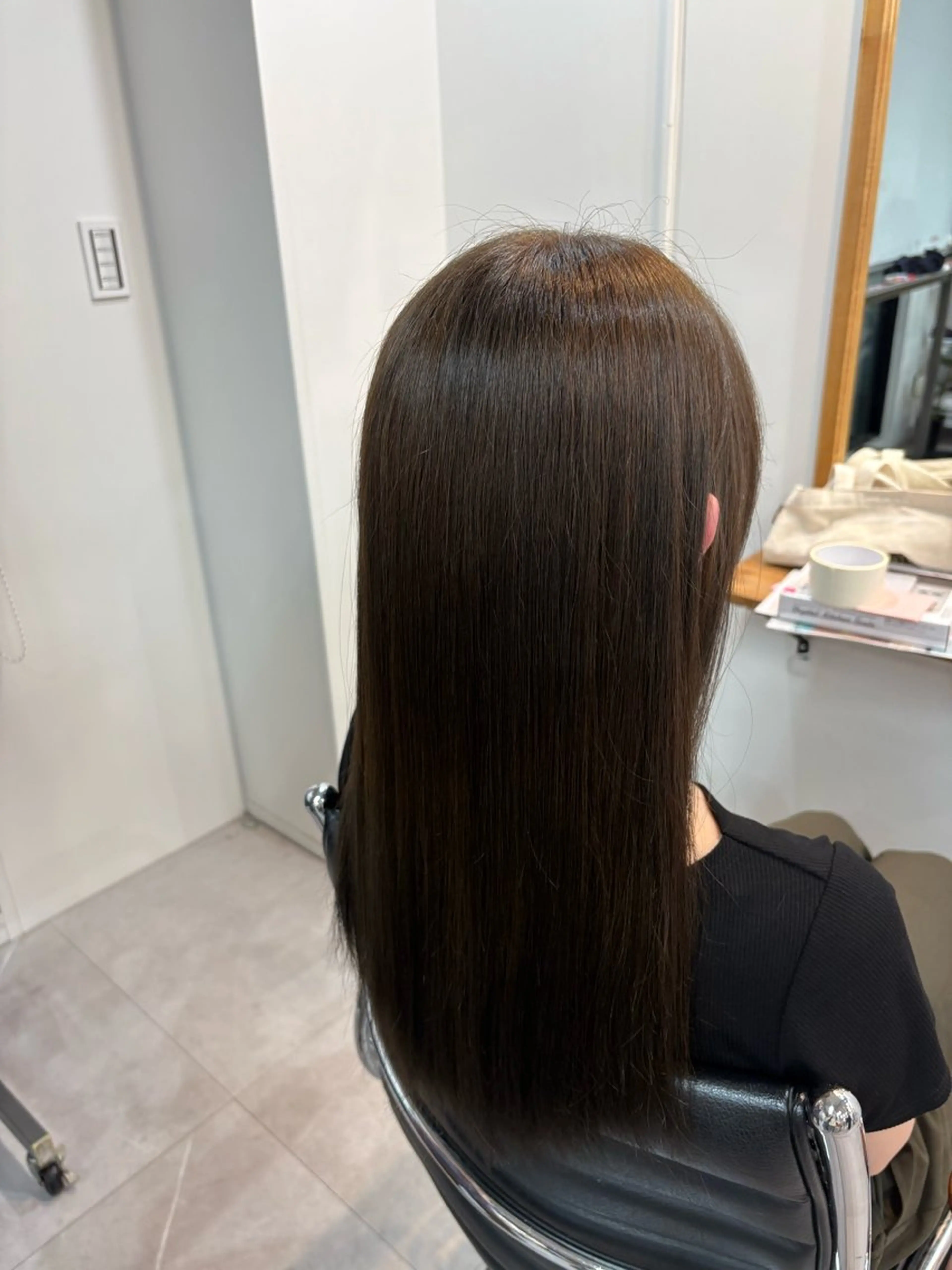 ✨【根元白髪染めリタッチ】   1100円✨の写真