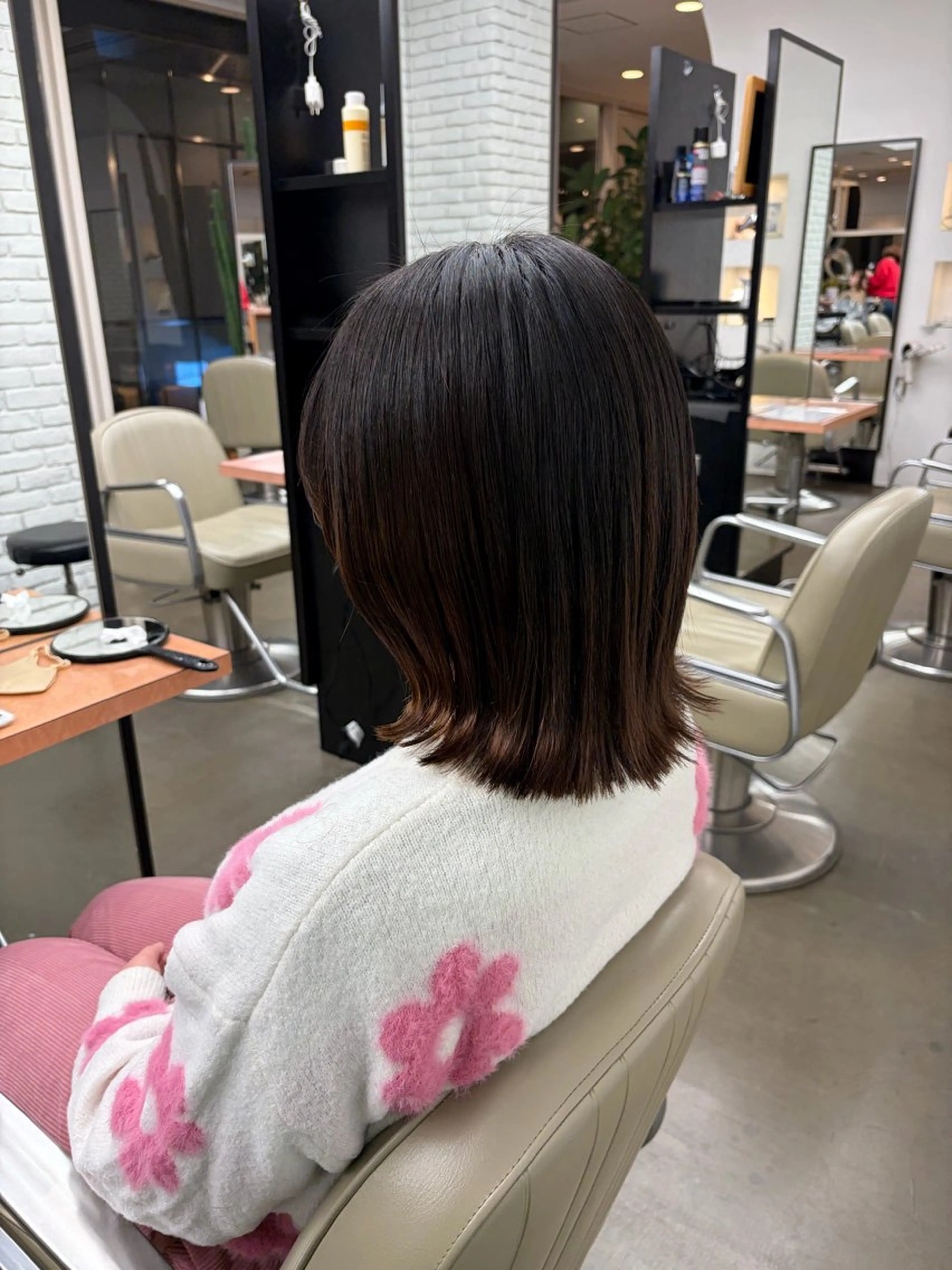 ミディアム ヘアアレンジ ボブ くびれヘア DIFINOaoyama所属・🎧ayaka/ボブ /透明感カラー🩵のヘアスタイル