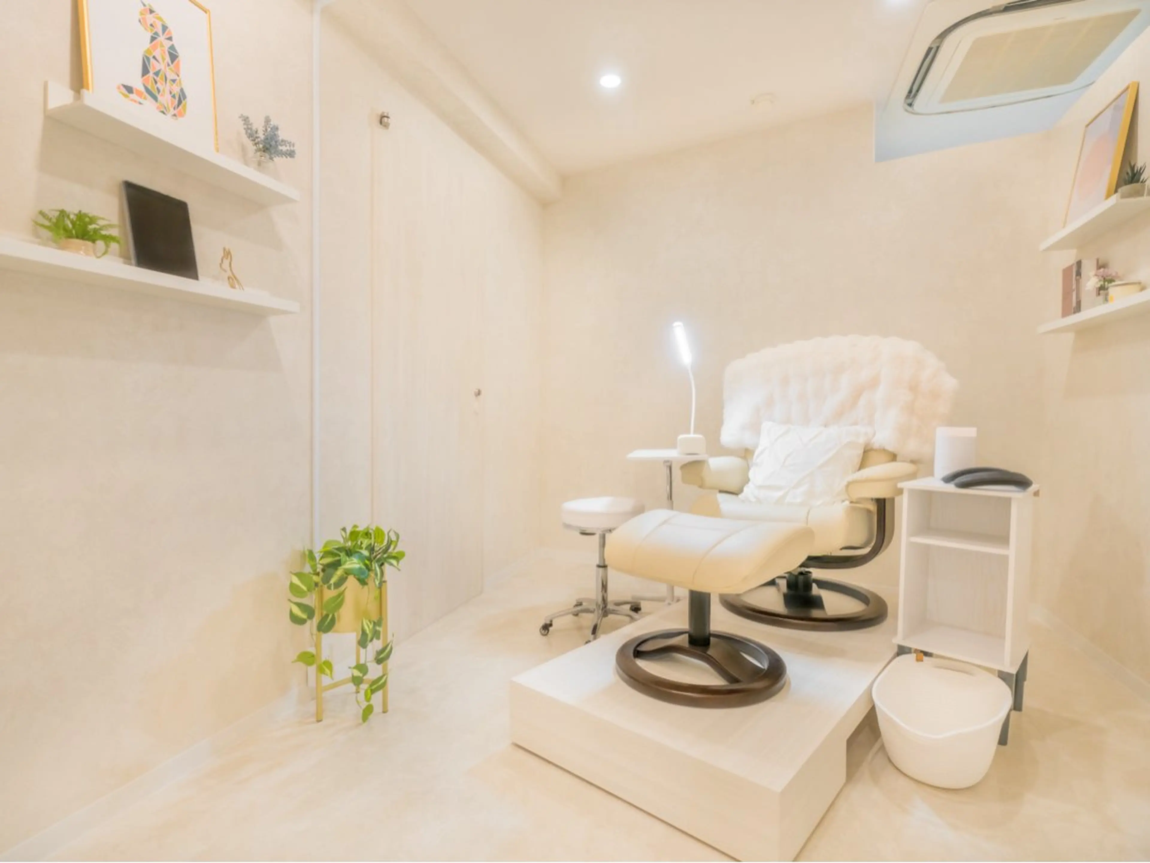 ネイル toiro NAILLOUNGEのネイルデザイン