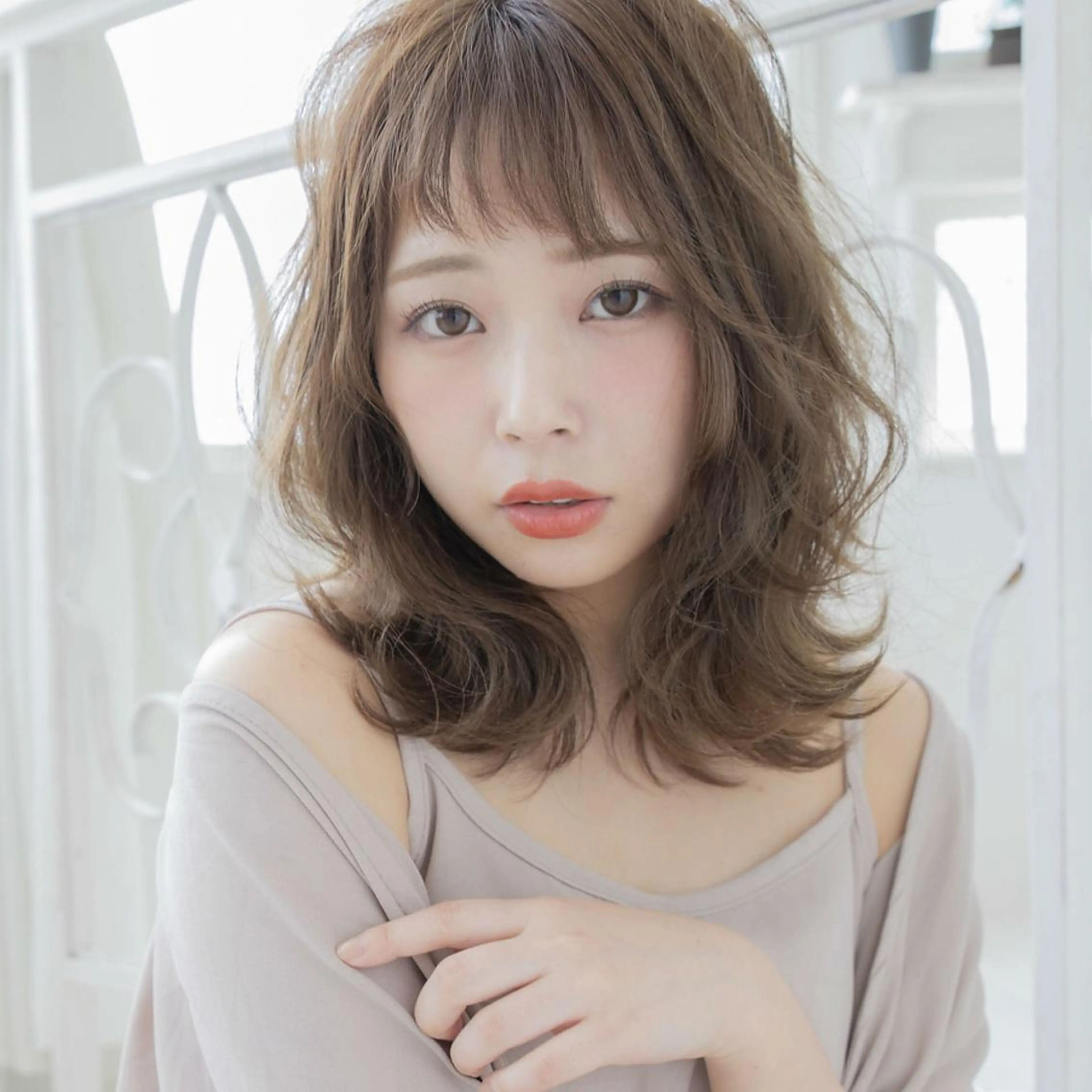 ロング カラー パーマ ヘアアレンジ 透明感カラー ヘアケア特化型サロン newi 京橋のヘアスタイル
