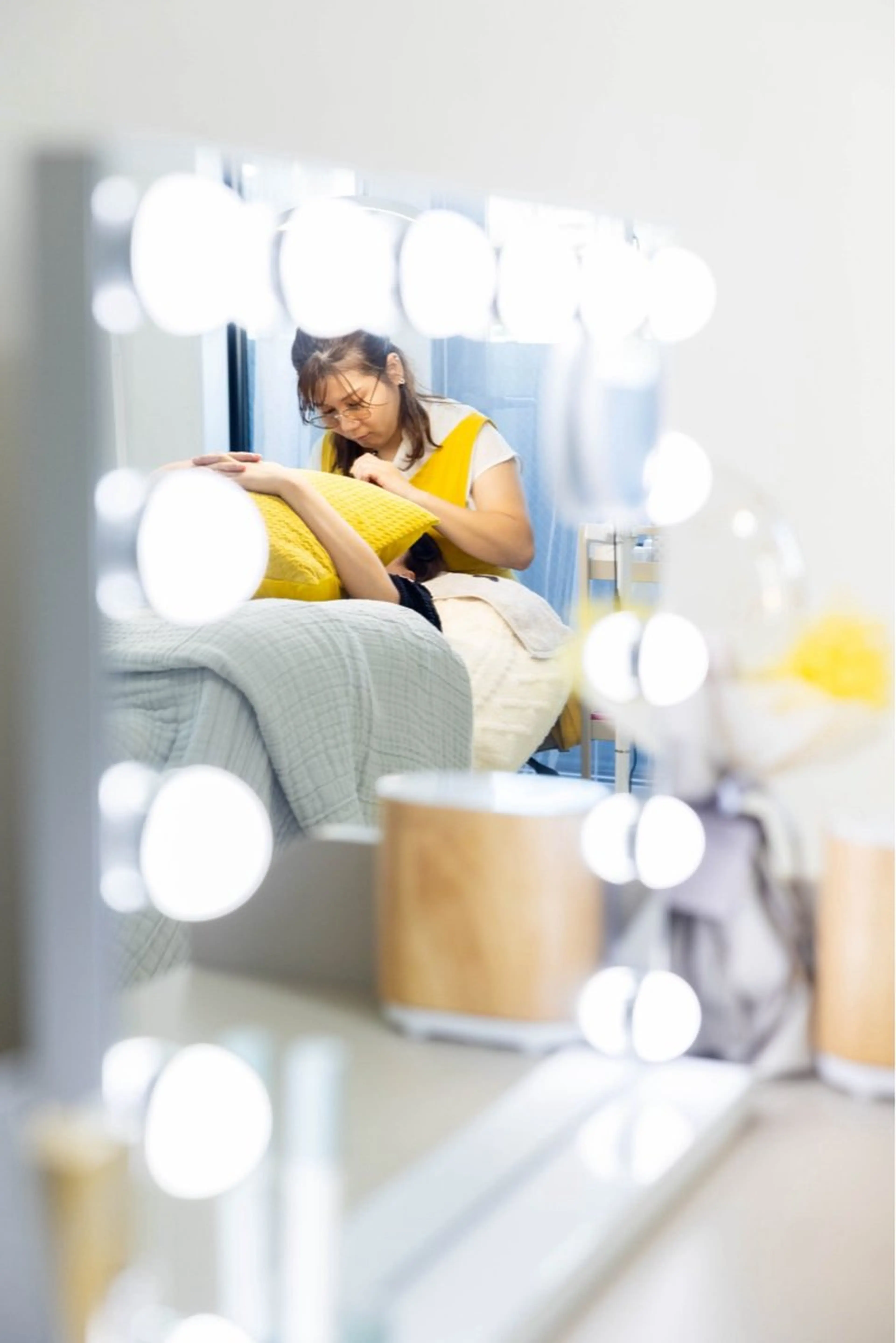 mimośa. EyeDesignのマツエク・マツパデザイン