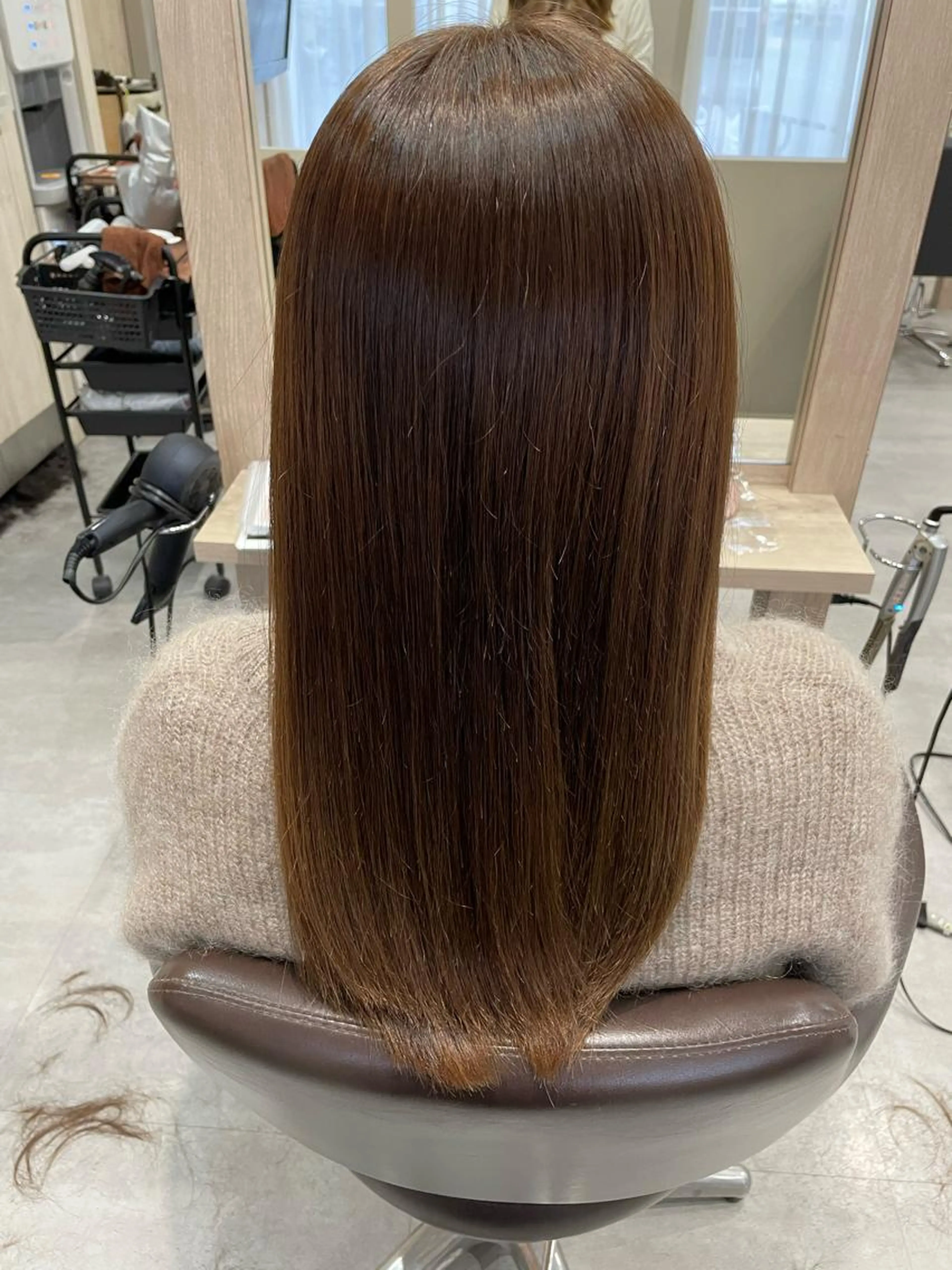 レディースカット+バイカルテトリートメント(シャンプー.ブロー込み)の写真