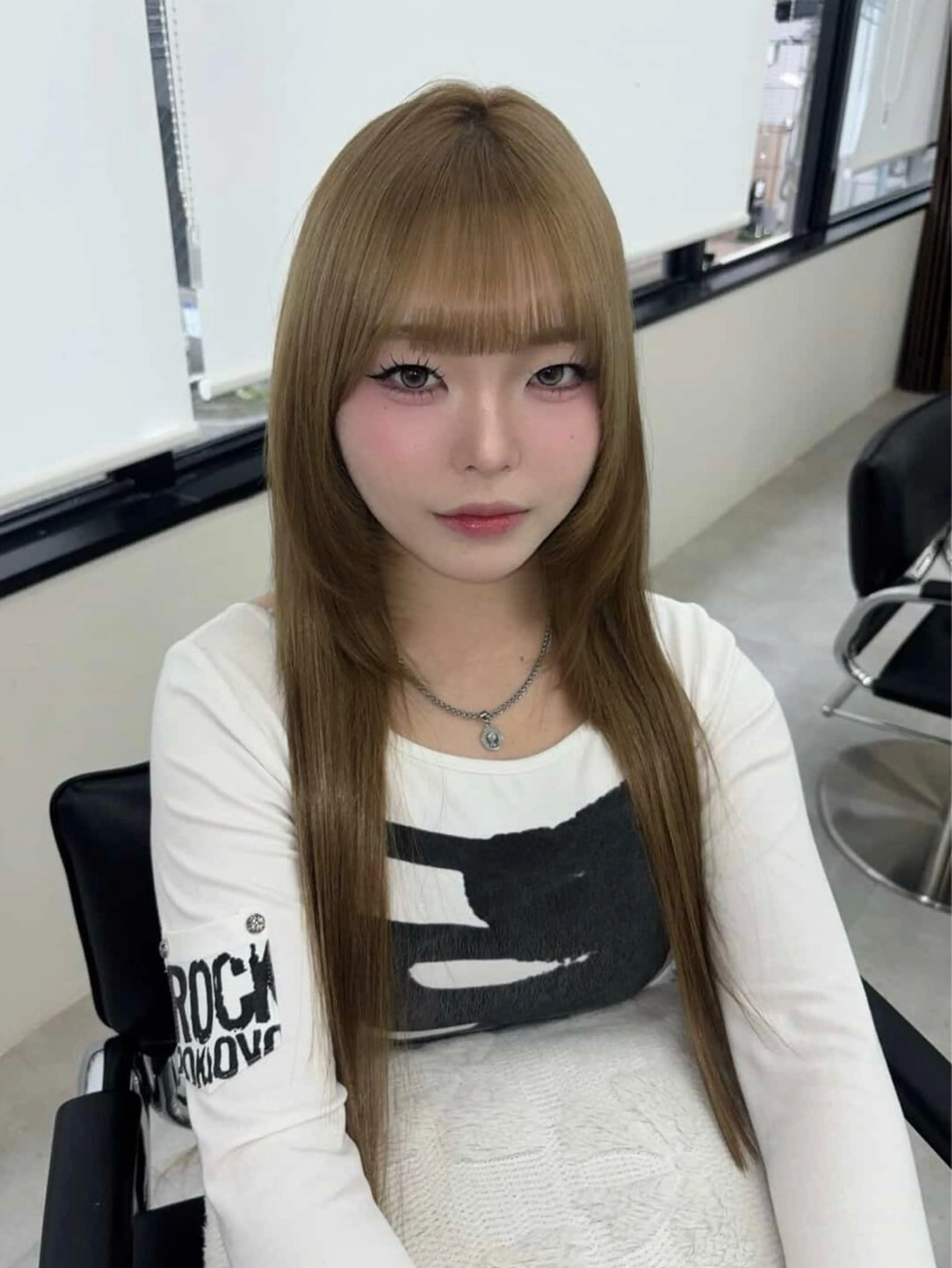 ロング カラー ヘアアレンジ メンズ カット ヘアカラー トリートメント エクステ ヘアセット シールエクステ🎀 羽エクステ🌙しぇるのヘアスタイル