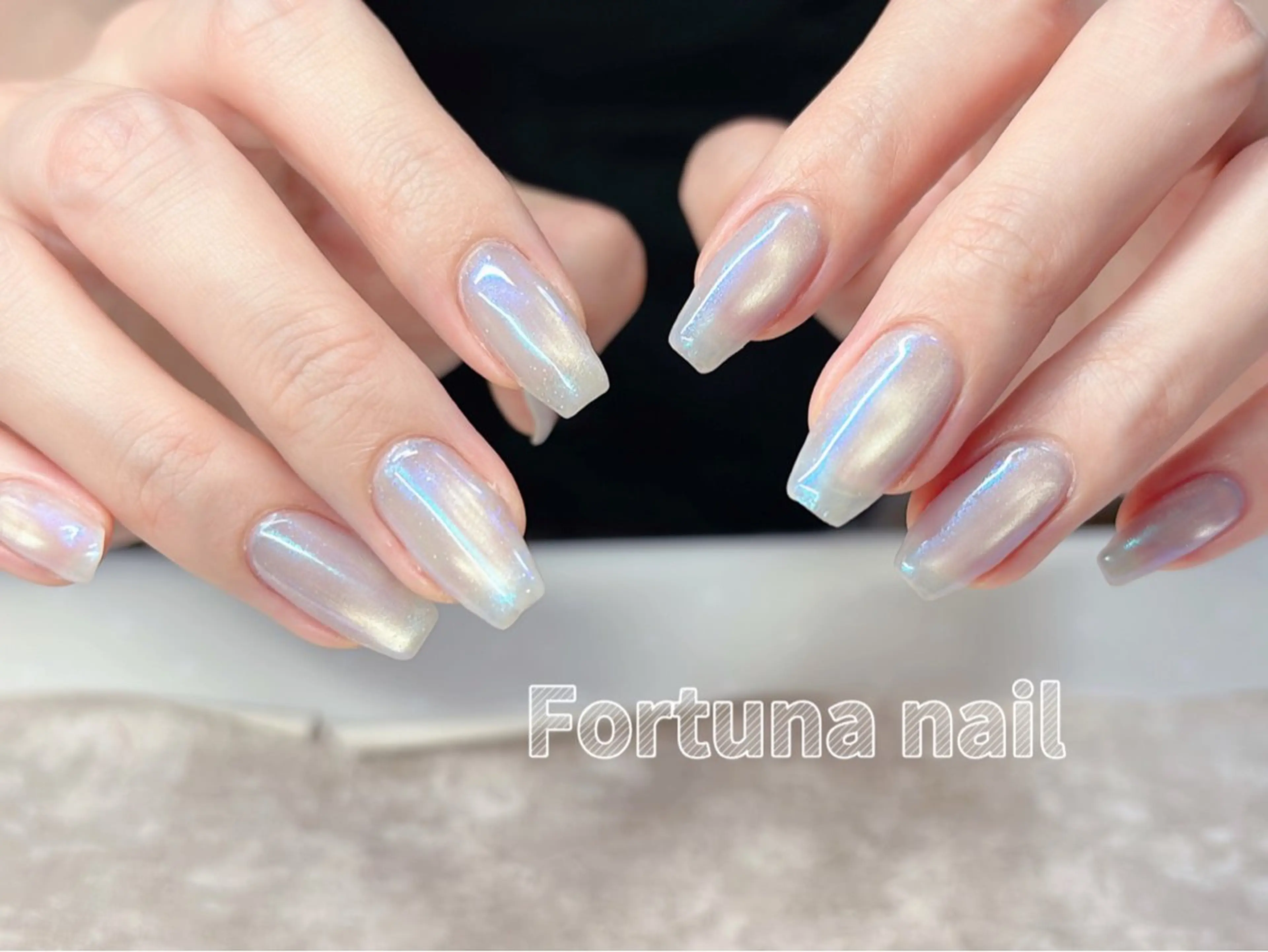 ネイル マグネットネイル ミラーネイル ハンドネイル ハンドケア Nail •Head スパFortunaのネイルデザイン
