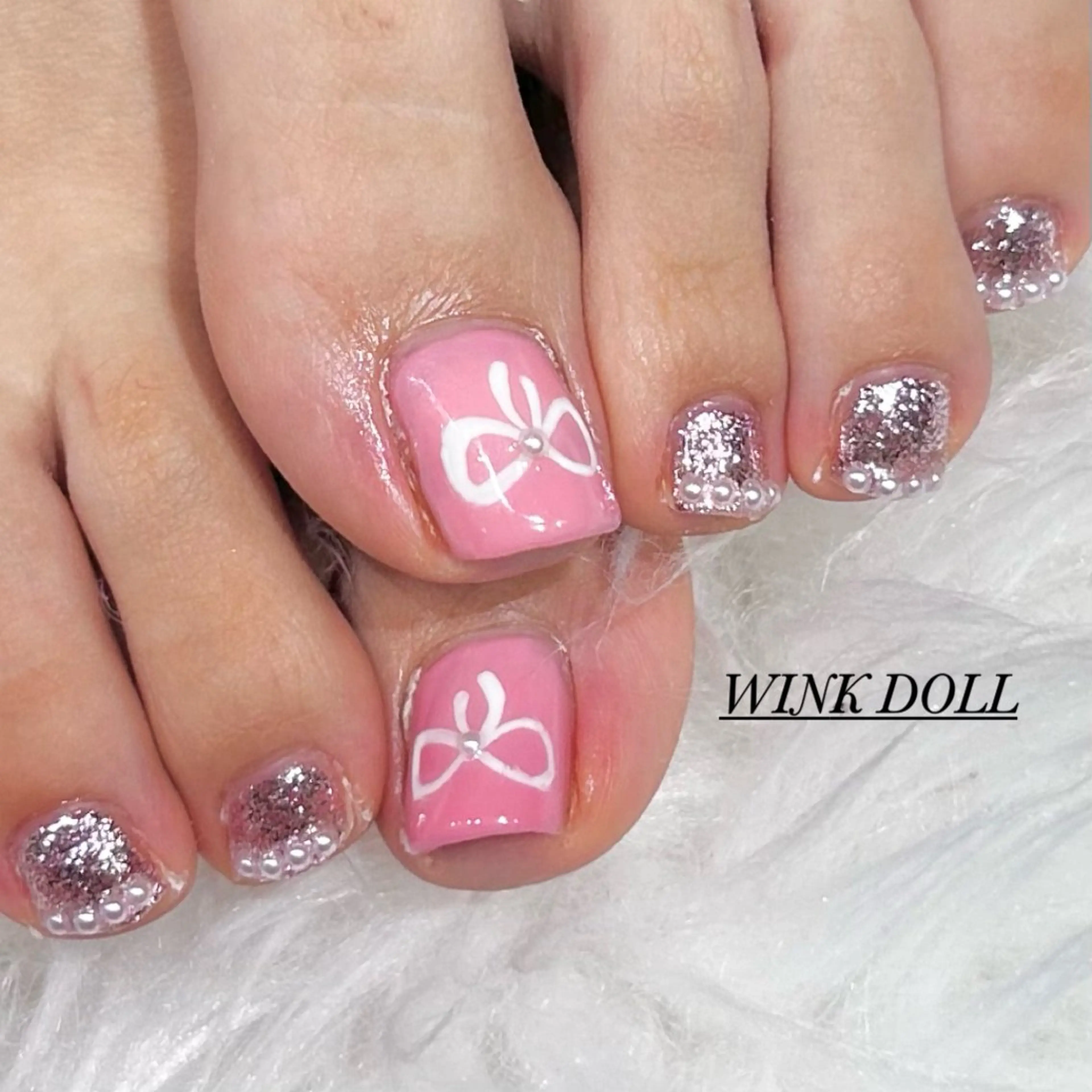 ネイル フットネイル WINK DOLL所属・WINK DOLL 🌹MIRAIのネイルデザイン