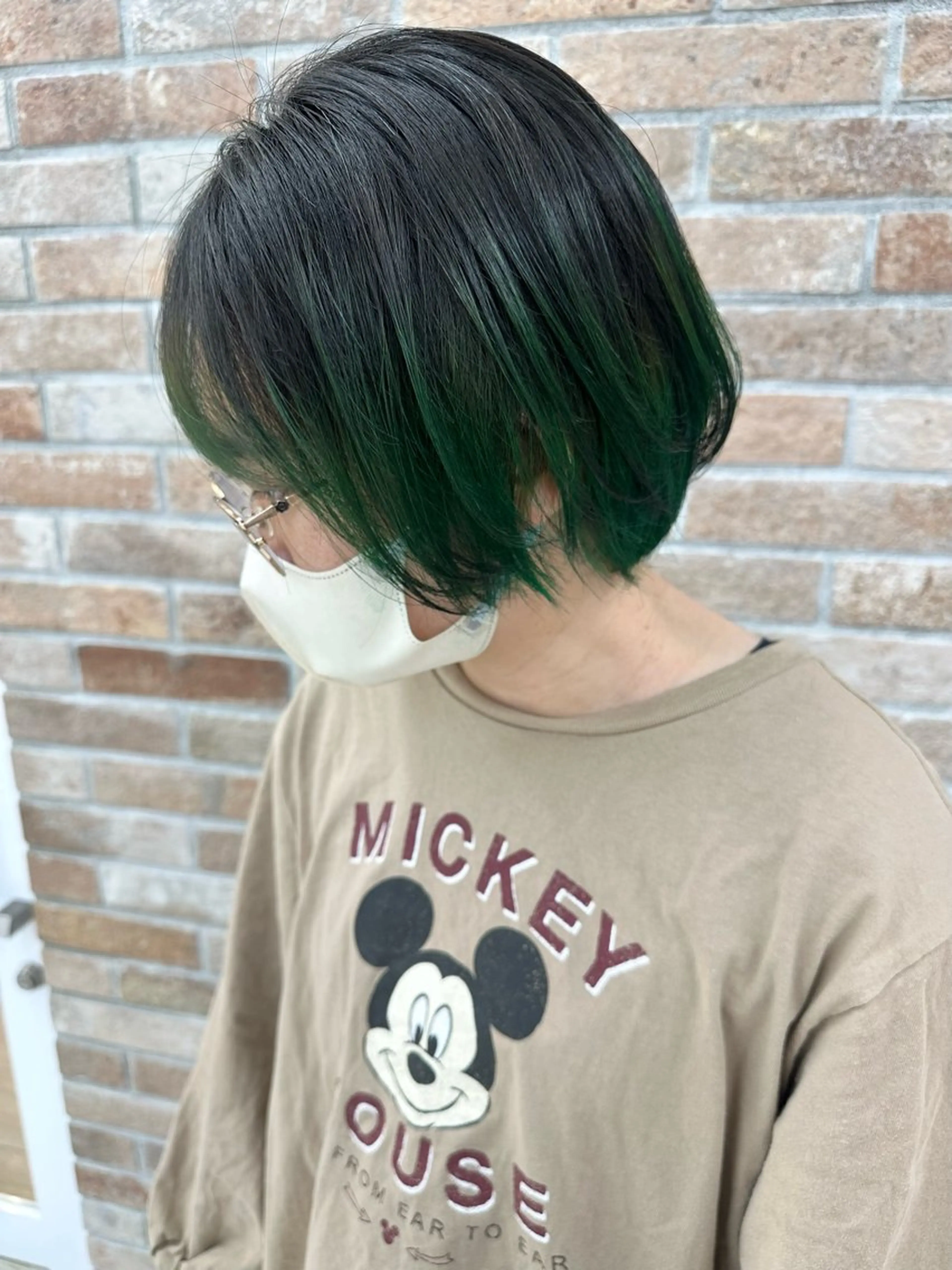 ショート カラー ブリーチ グラデーションカラー ショートヘア 齋藤 らいのヘアスタイル