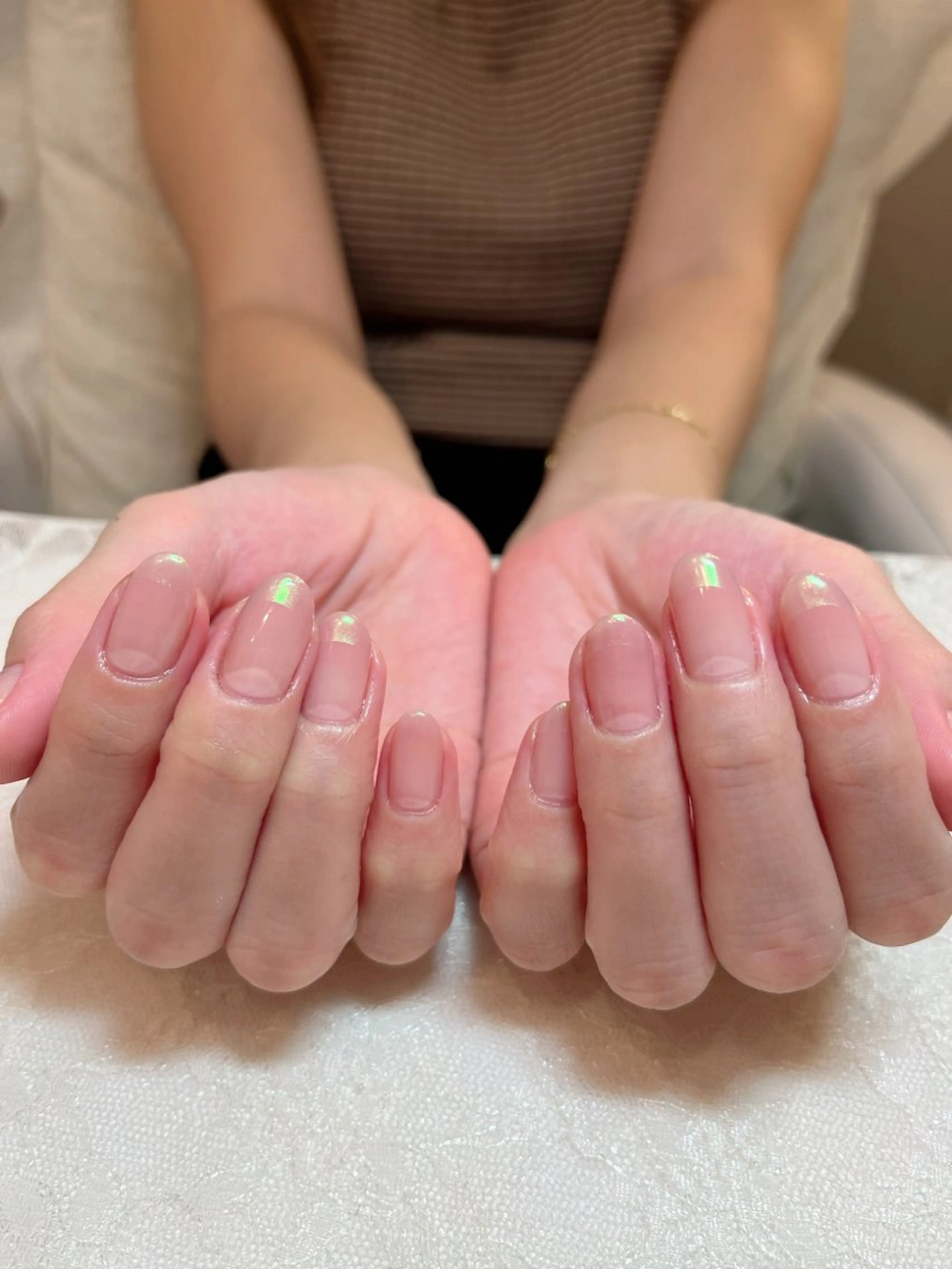 ネイル オーロラネイル ミラーネイル ハンドケア aoinail所属・aoi nailのネイルデザイン