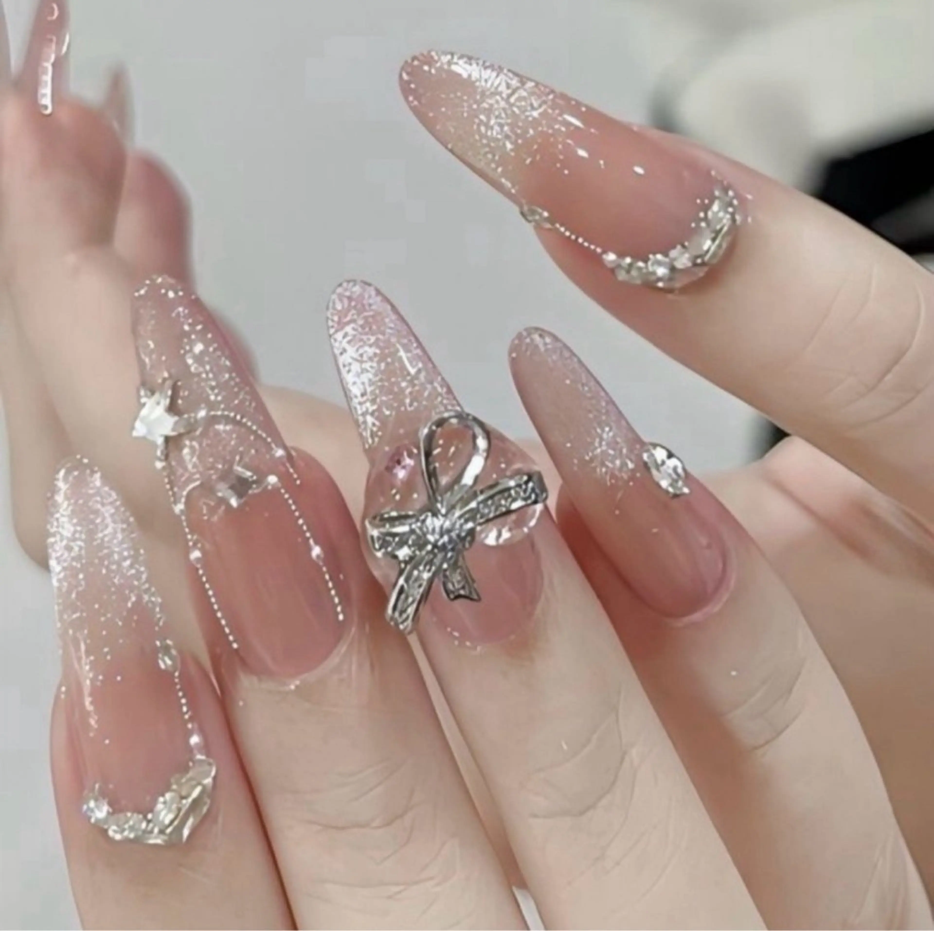 ネイル オーロラネイル チークネイル 長さ出し フットネイル フレンチネイル Lee Nails チップ長さだし専門店のネイルデザイン
