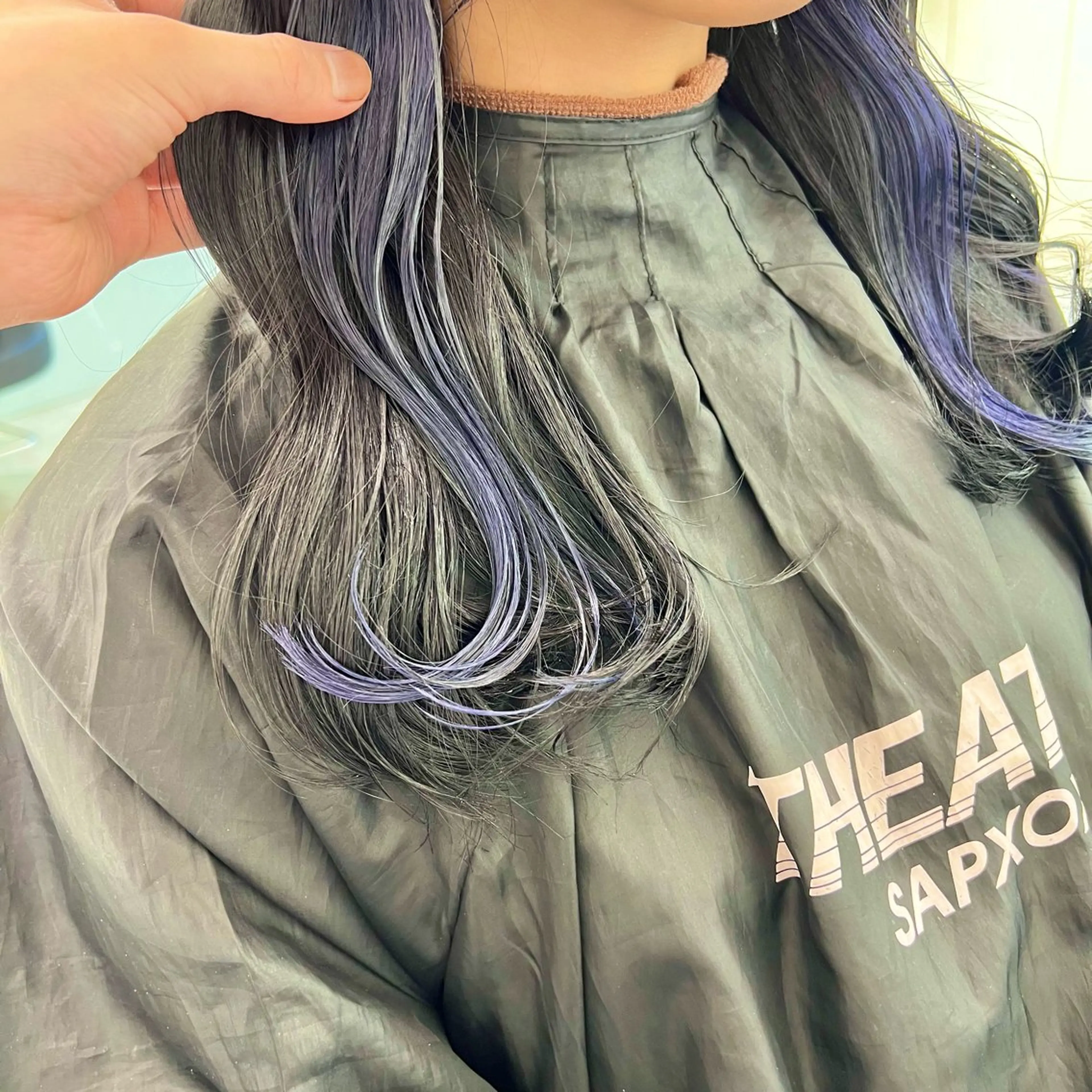 セミロング カラー ヘアカラー トリートメント ヘッドスパ ヘアセット 韓国スタイル🇰🇷 トレンドレイヤー🪡のヘアスタイル