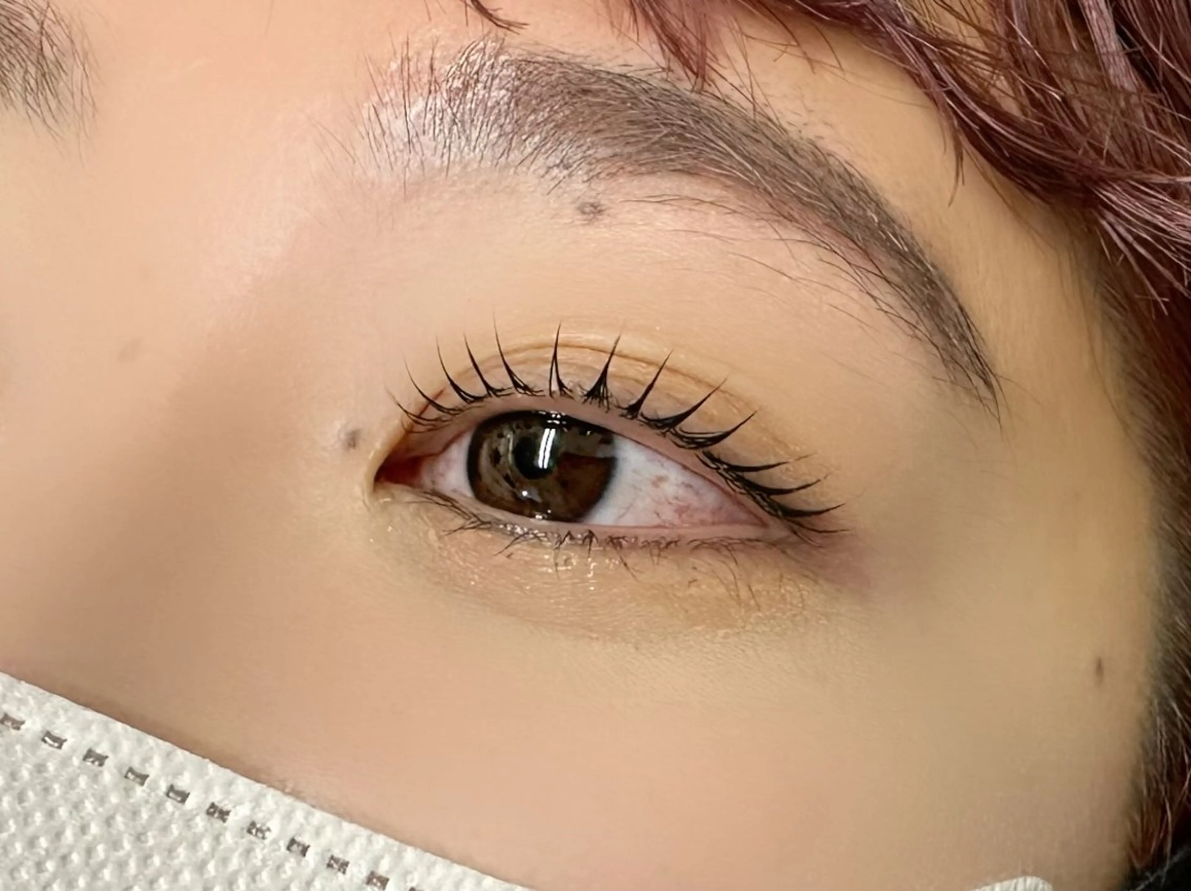 【レッスンモデル】まつげパーマ上の写真