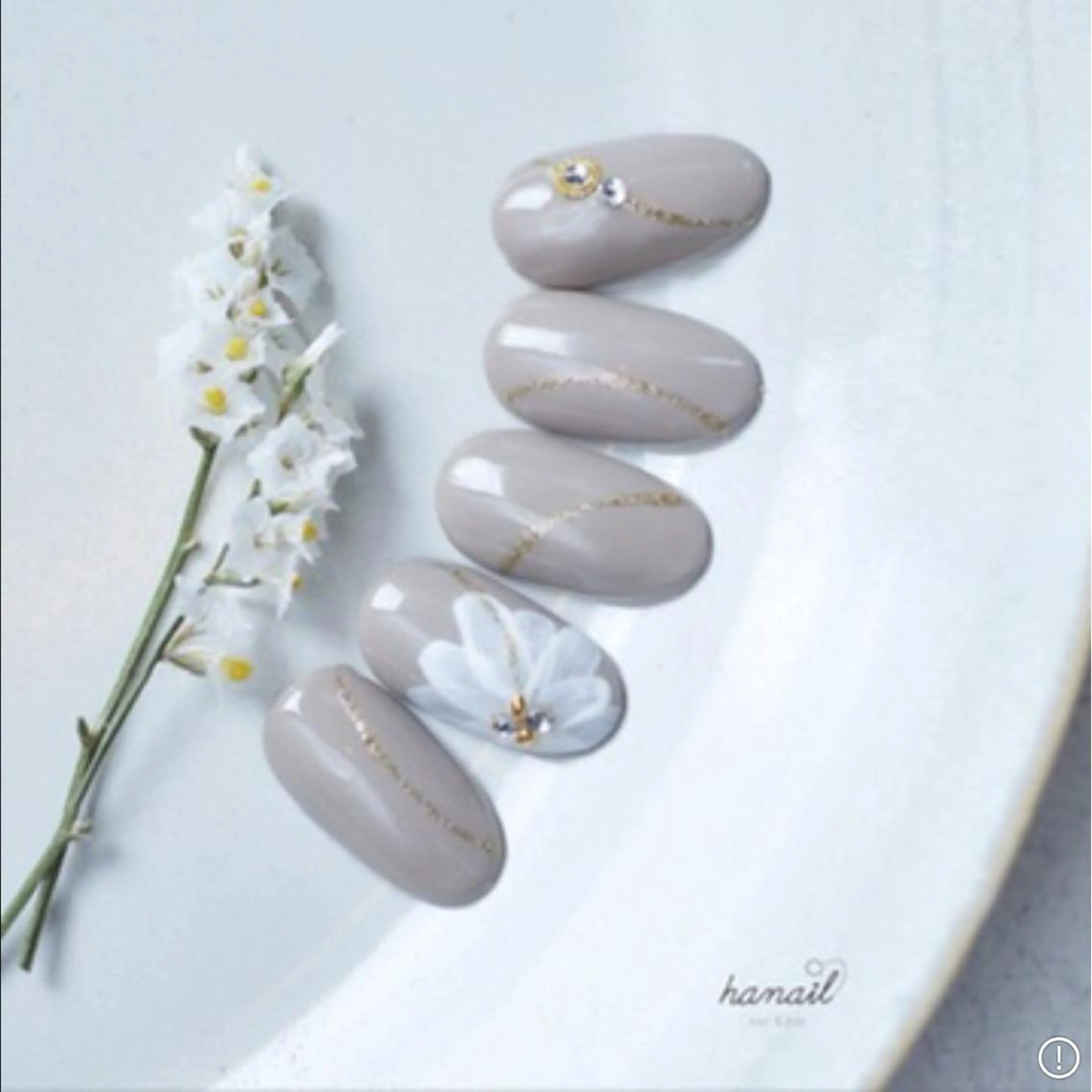 ネイル ハナネイル所属・橋本 みなみのネイルデザイン