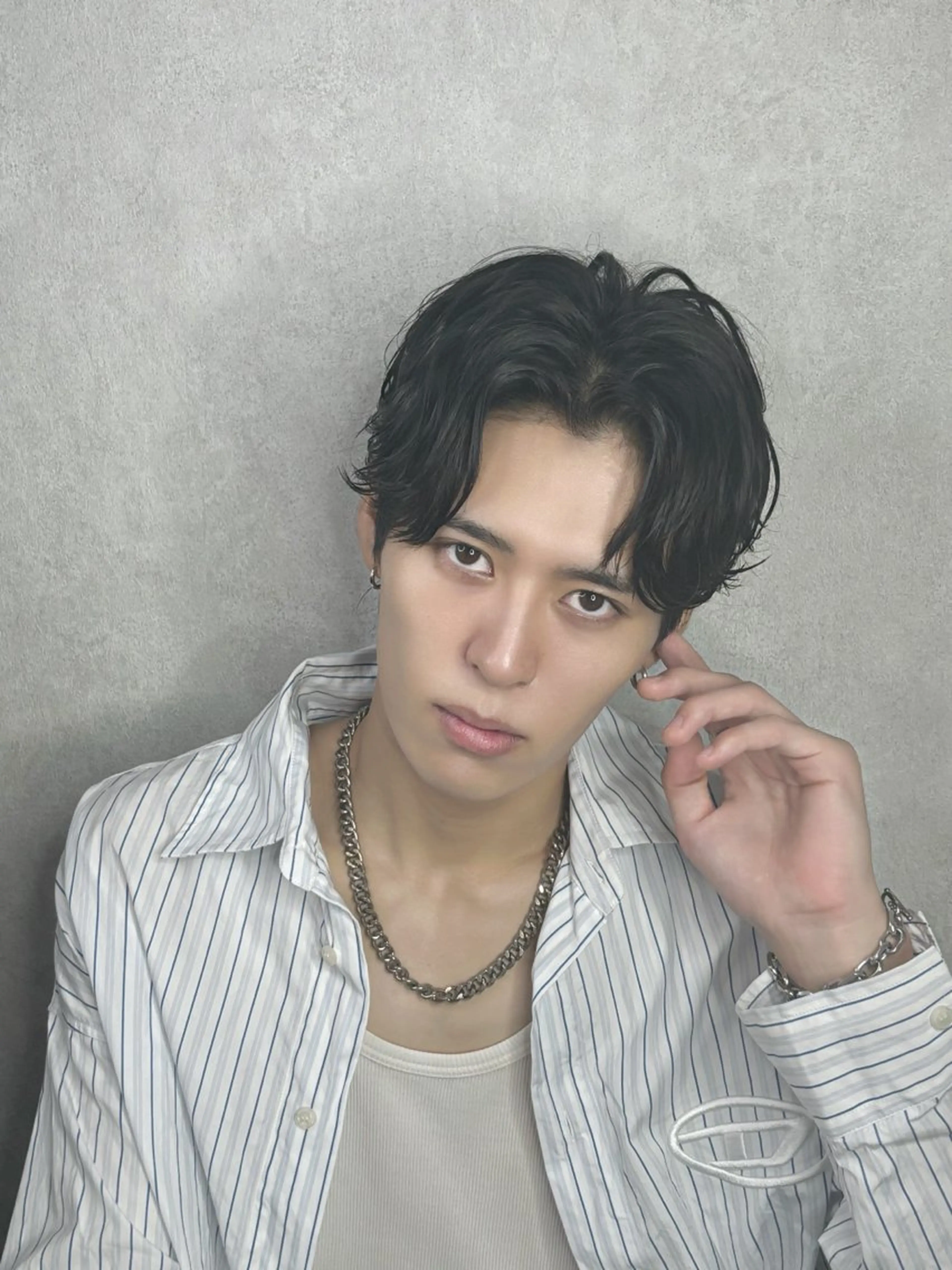 ショート メンズ センターパート 岩井 虎大郎のヘアスタイル