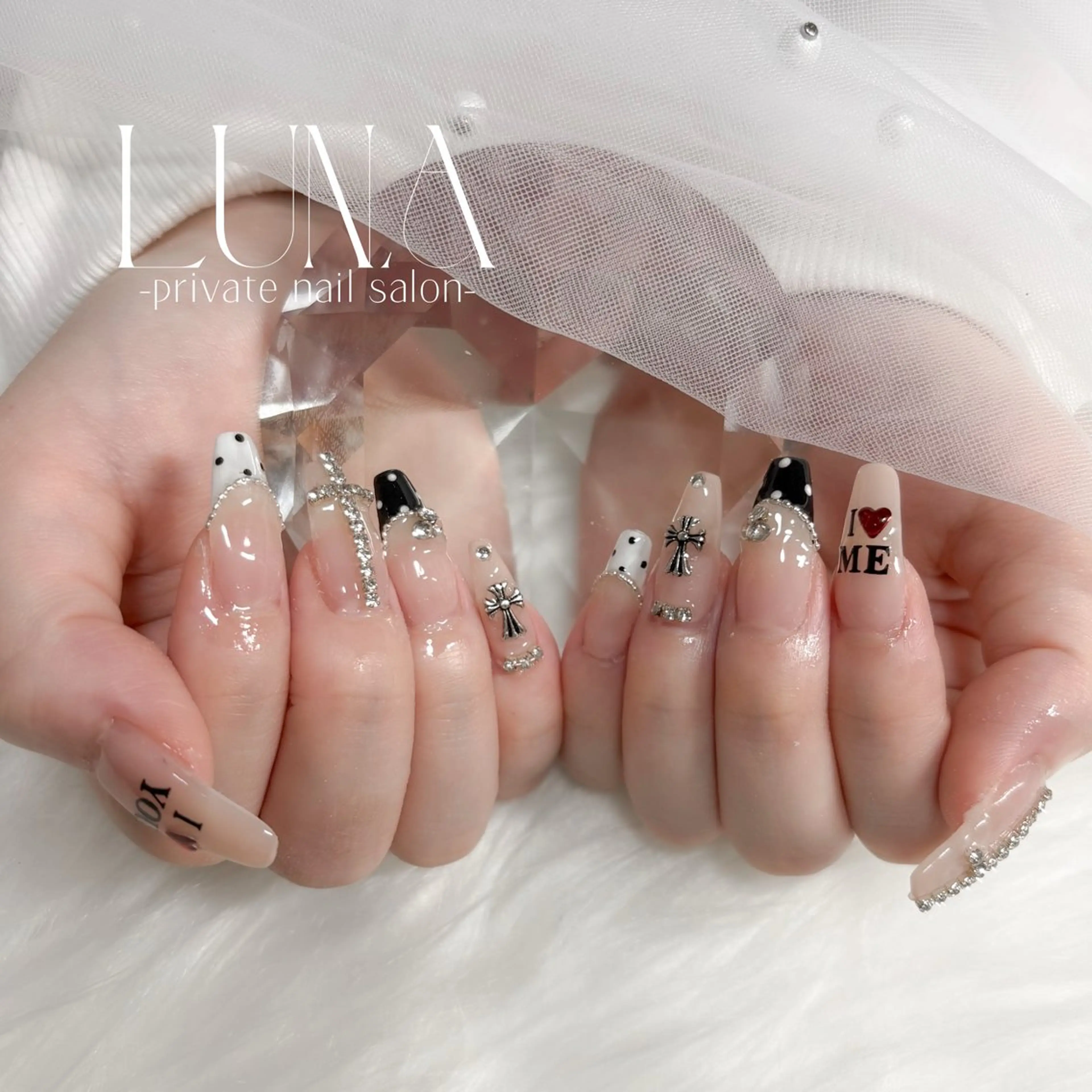 ネイル ハンドネイル LUNA MAIのネイルデザイン