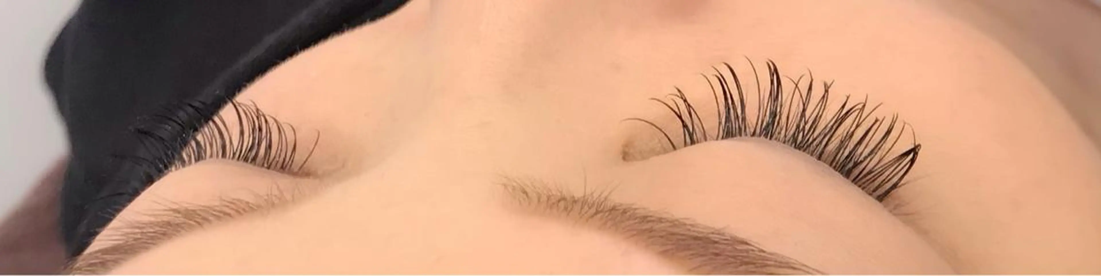 マツエク・マツパ 岡田詩織 MODE Ks松原店のヘアスタイル