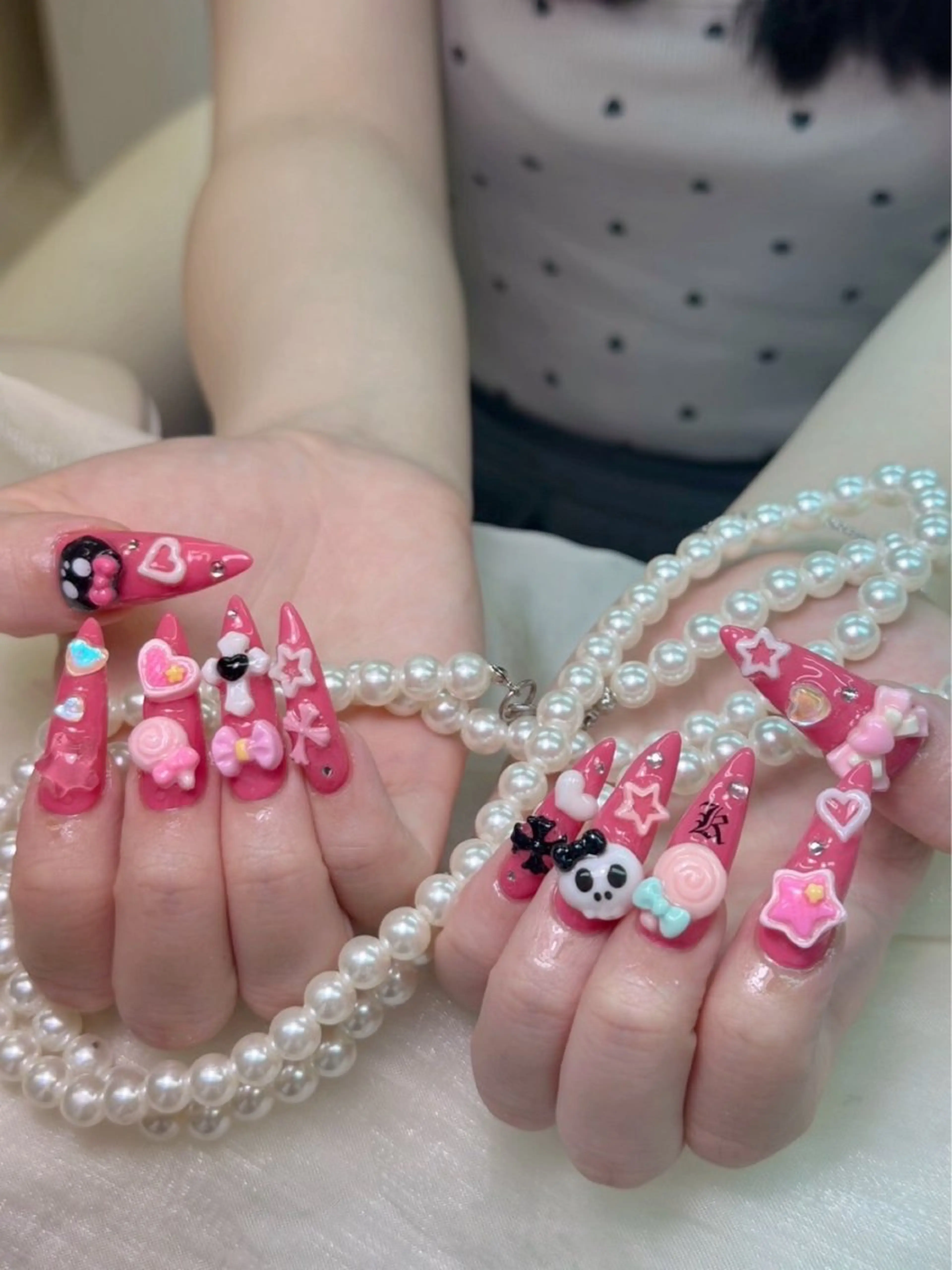 ネイル lucky nail 歌舞伎町のネイルデザイン