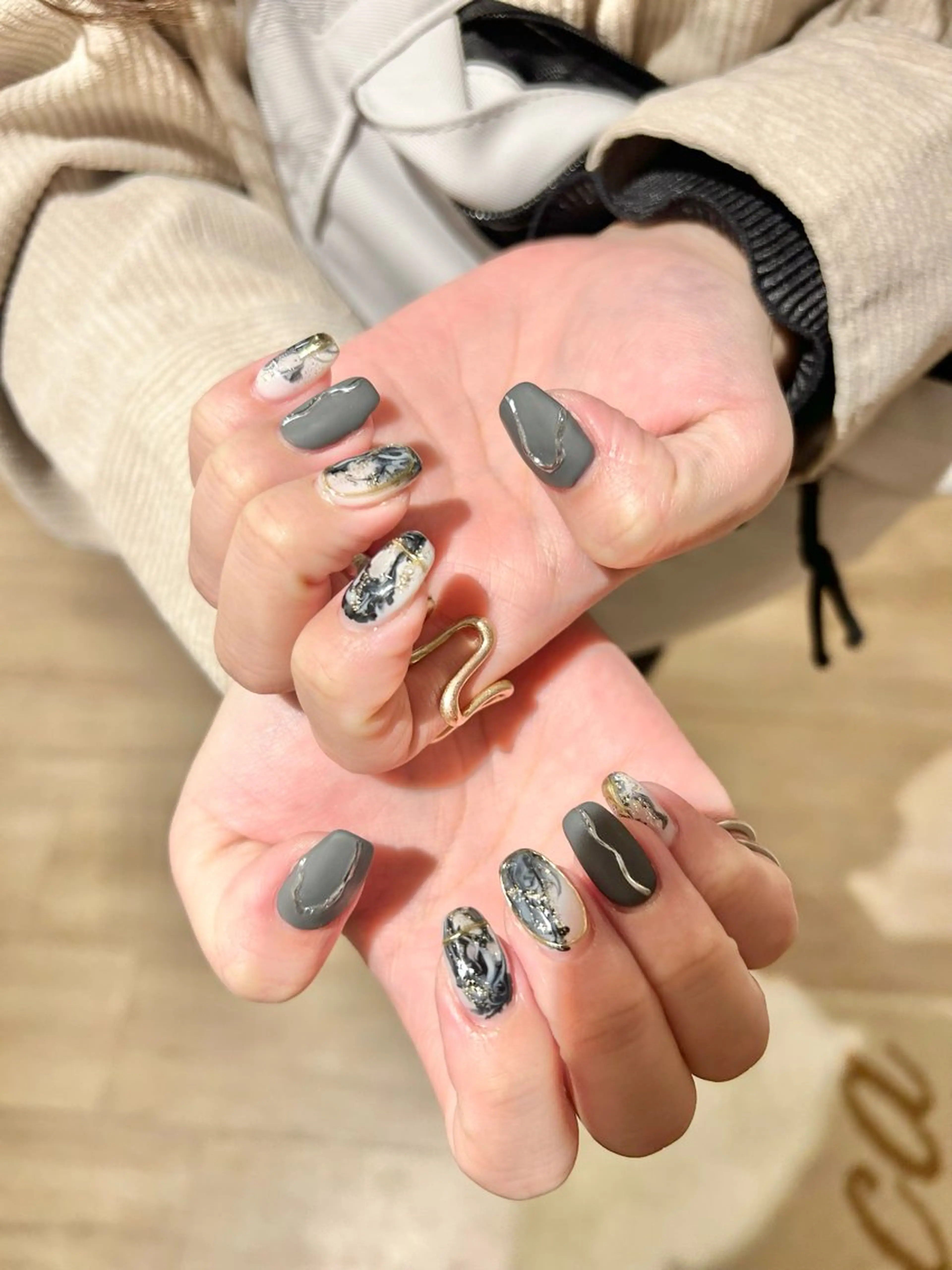 ネイル フットネイル ジェルネイル 持ち込み ニュアンスネイル パラジェル ハンドネイル Bianca 今池店  rinnのネイルデザイン