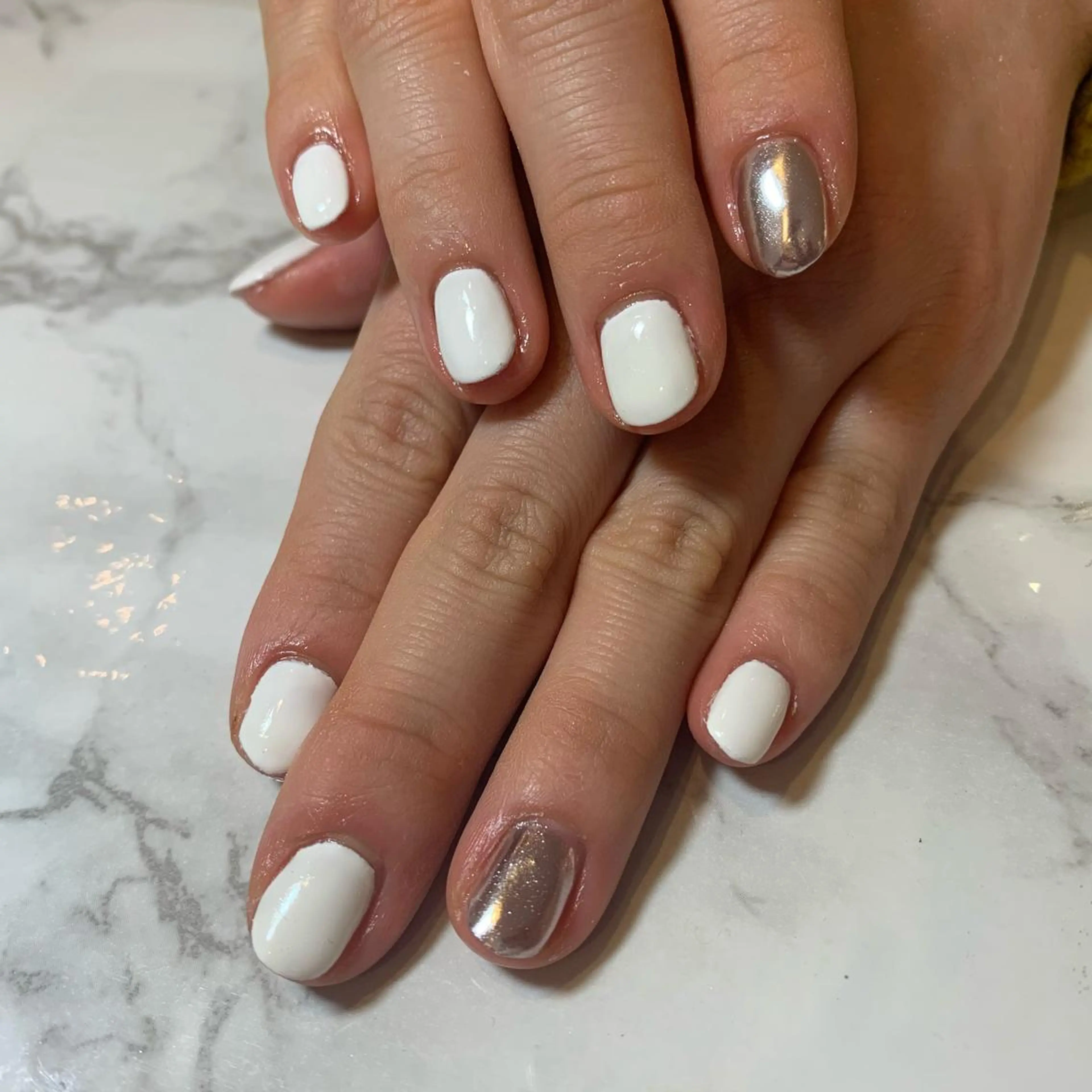 ネイル 岸本 みなみのネイルデザイン