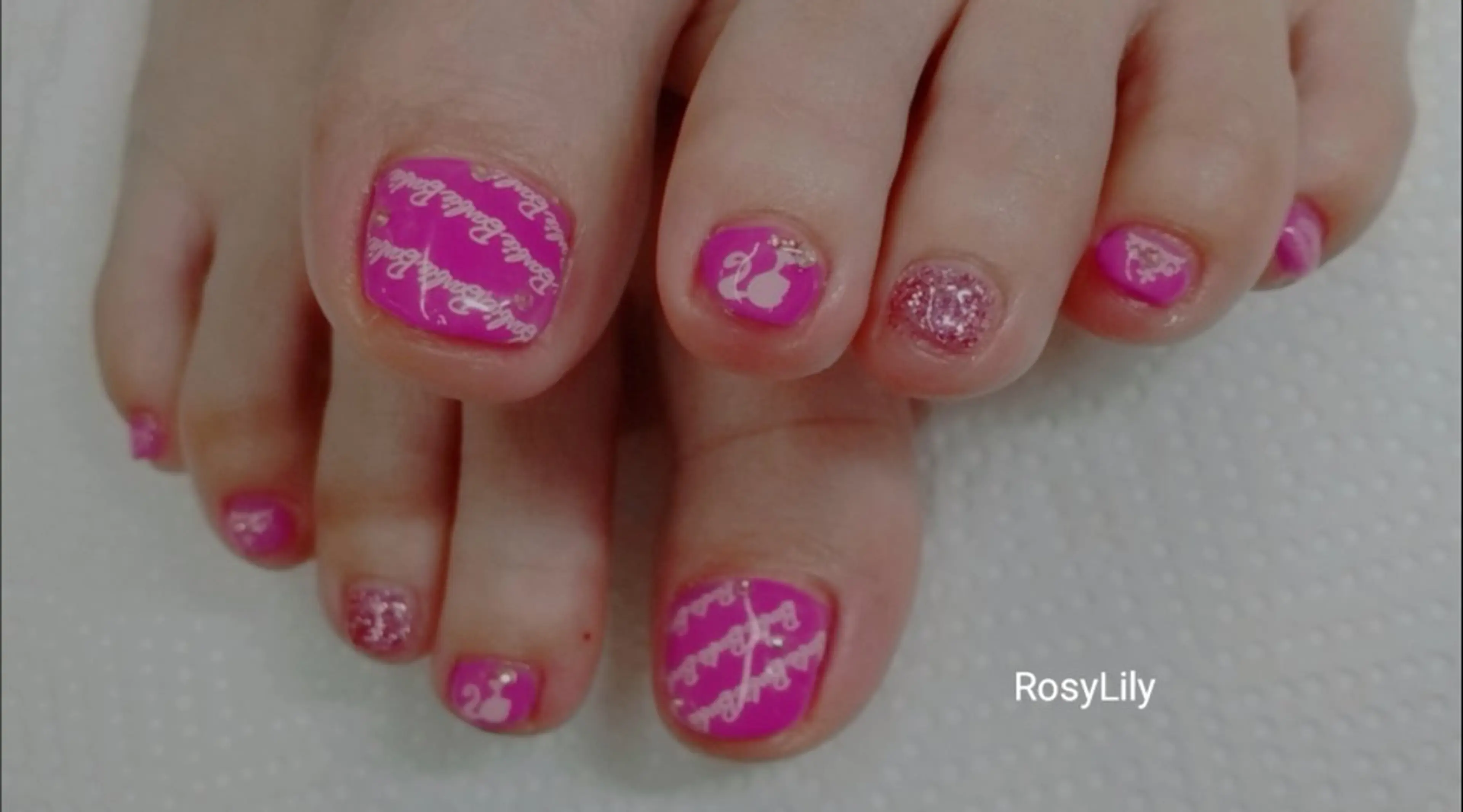 ネイル 持ち込み ハンドネイル ハンドケア プライベートサロン RosyLily所属・プライベートサロン Rosy Lilyのネイルデザイン