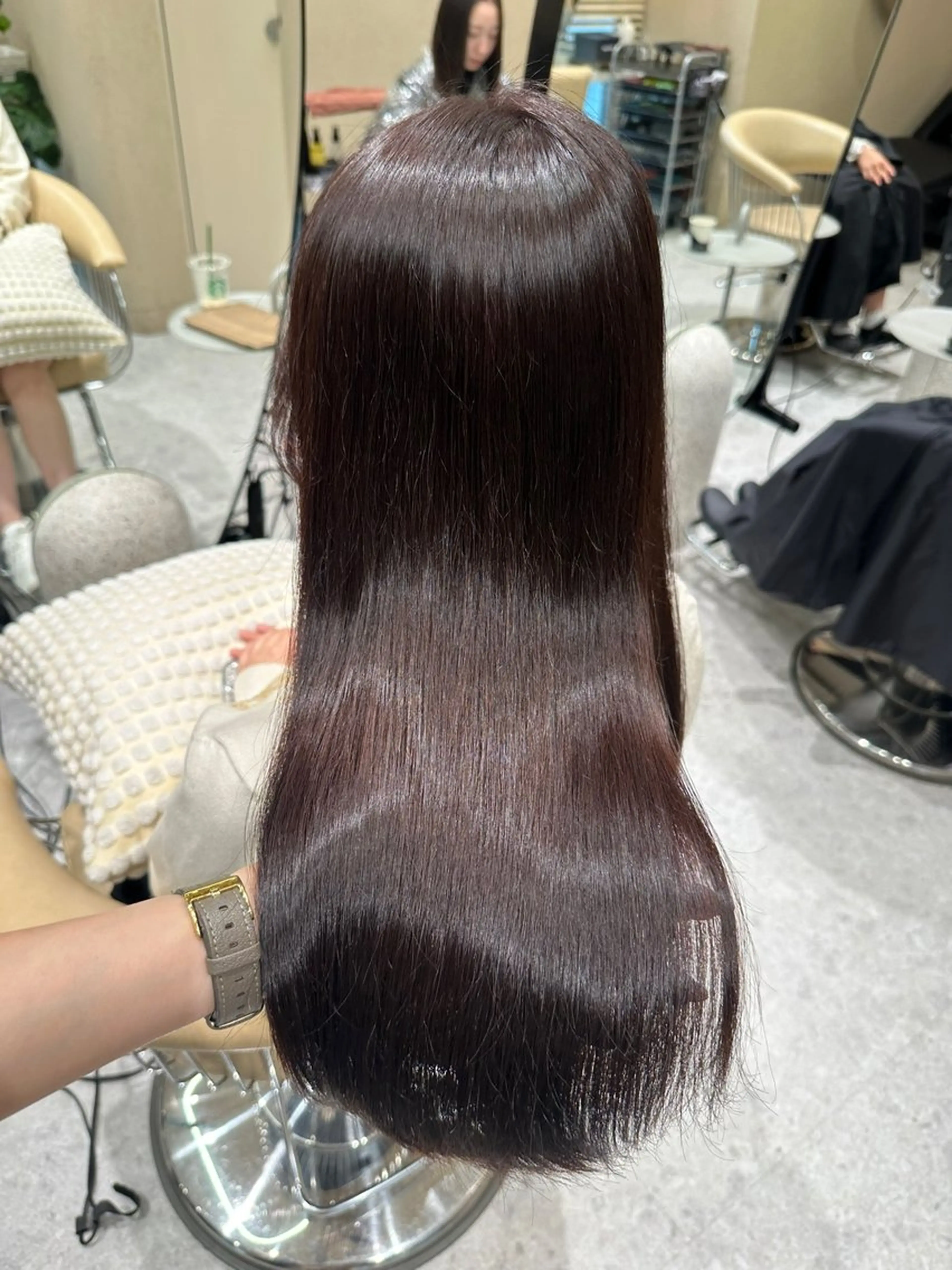 ロング カラー ベージュカラー ラベンダーカラー ラベンダーベージュ ヘアカラー トリートメント Toiro所属・🤎小顔レイヤー /ベージュ🤎友香のヘアスタイル