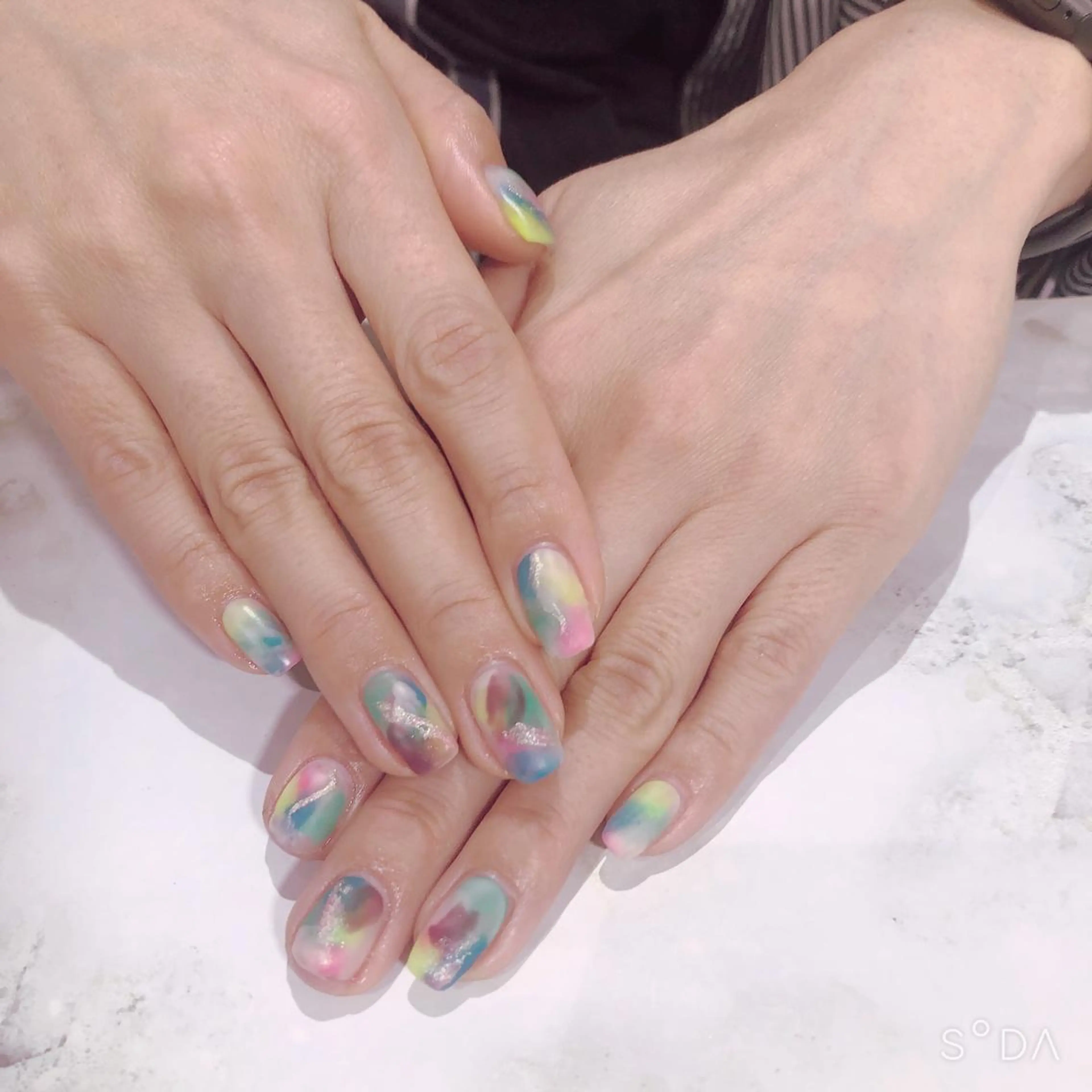 ネイル ニュアンスネイル ハンドネイル 吉野✨ ネイルデザイナー✨のネイルデザイン