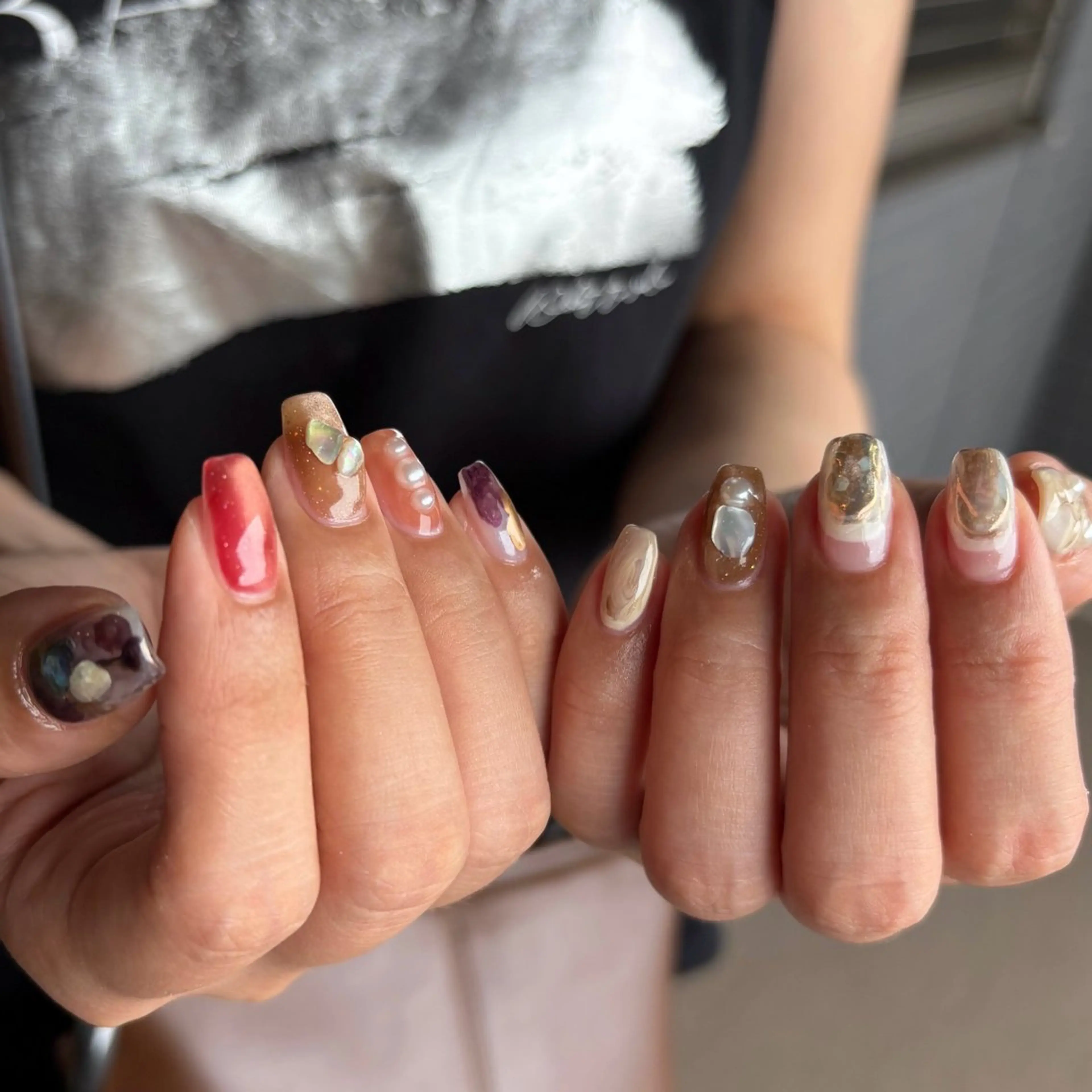 ハンドネイル amuse 手書きニュアンスのネイルデザイン