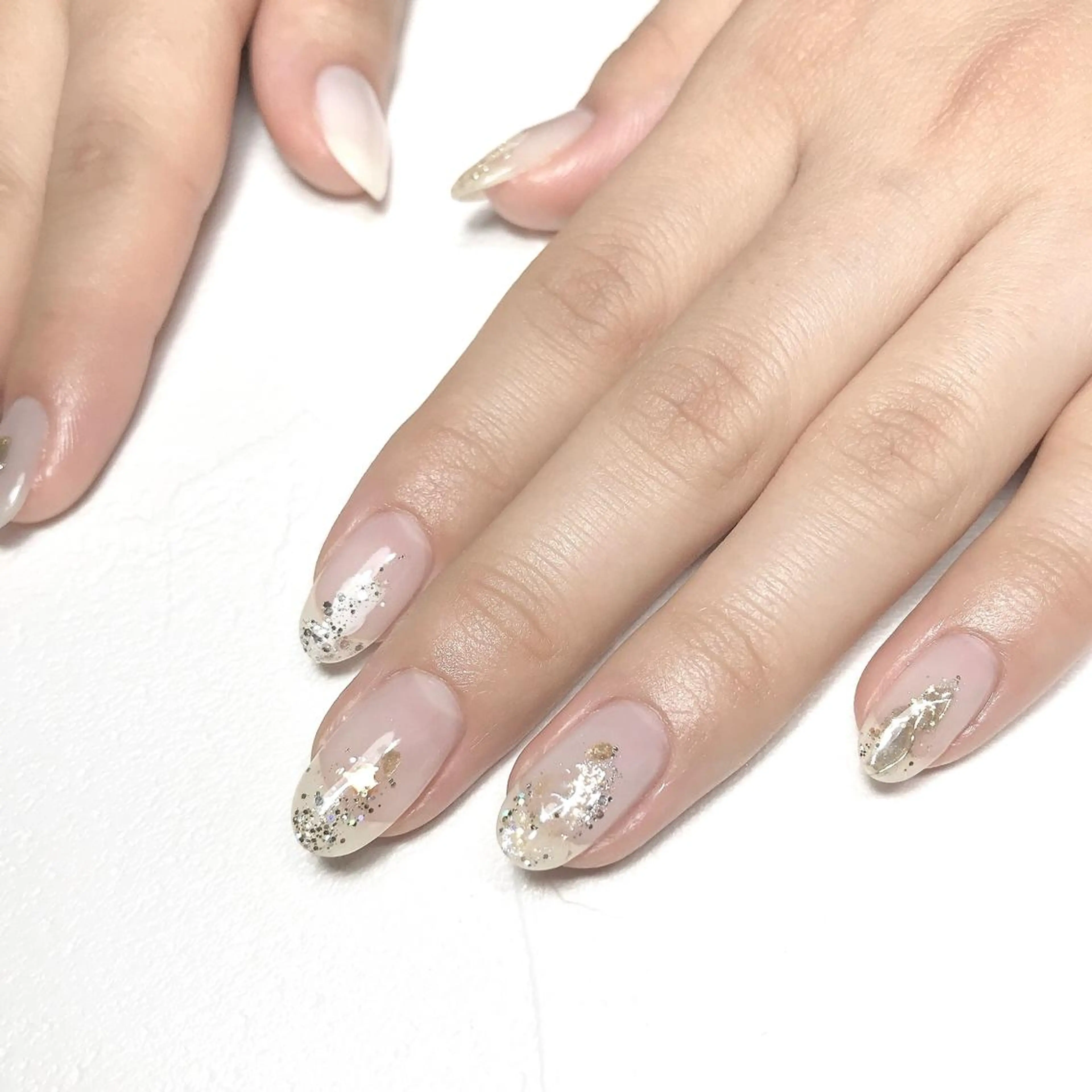 ネイル ニュアンスネイル ハンドネイル Room nailのネイルデザイン