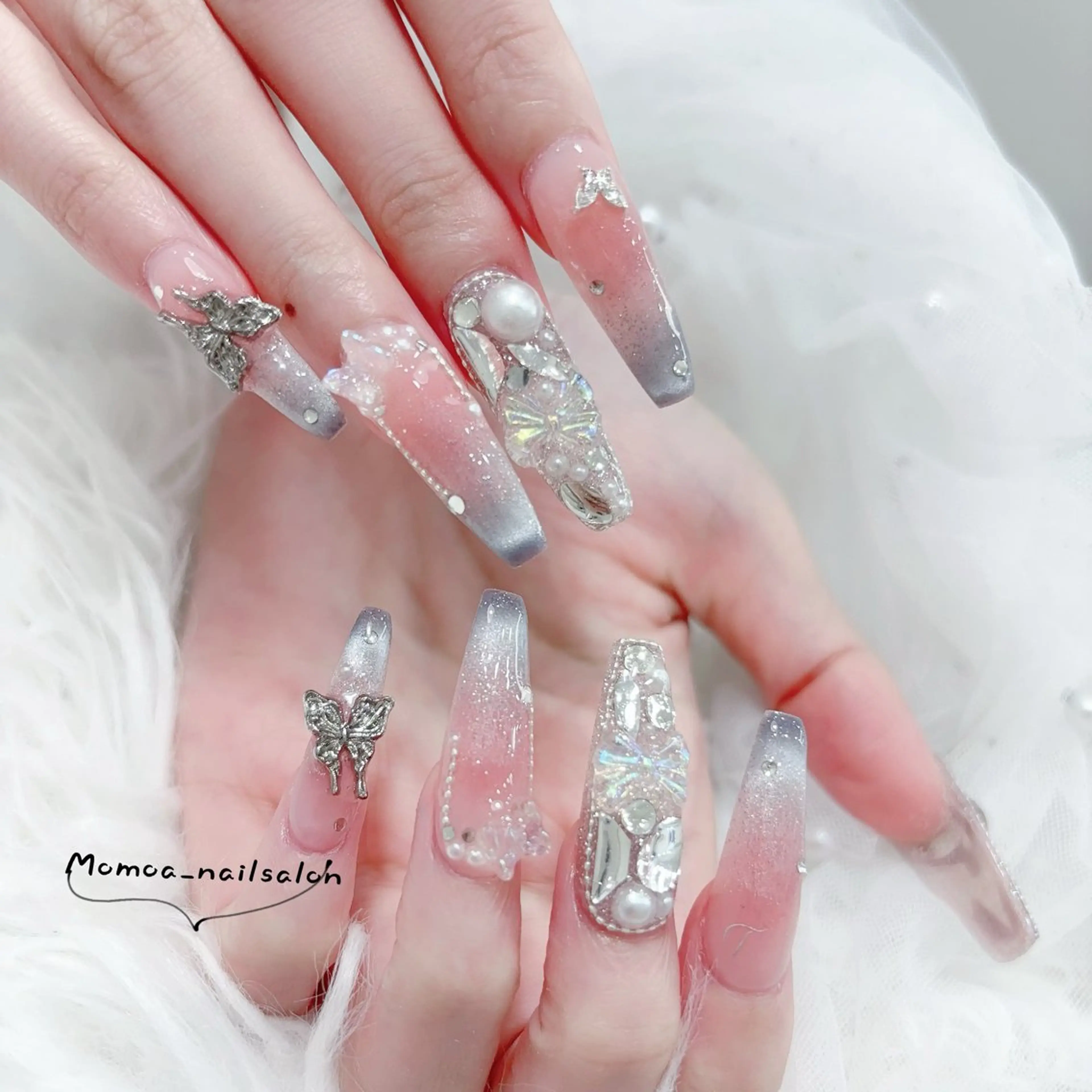 ネイル ハロウィン キラキラネイル 韓国ネイル スカルプネイル ハンドネイル MoMoA Nail ネイル長さ出し専門店のネイルデザイン