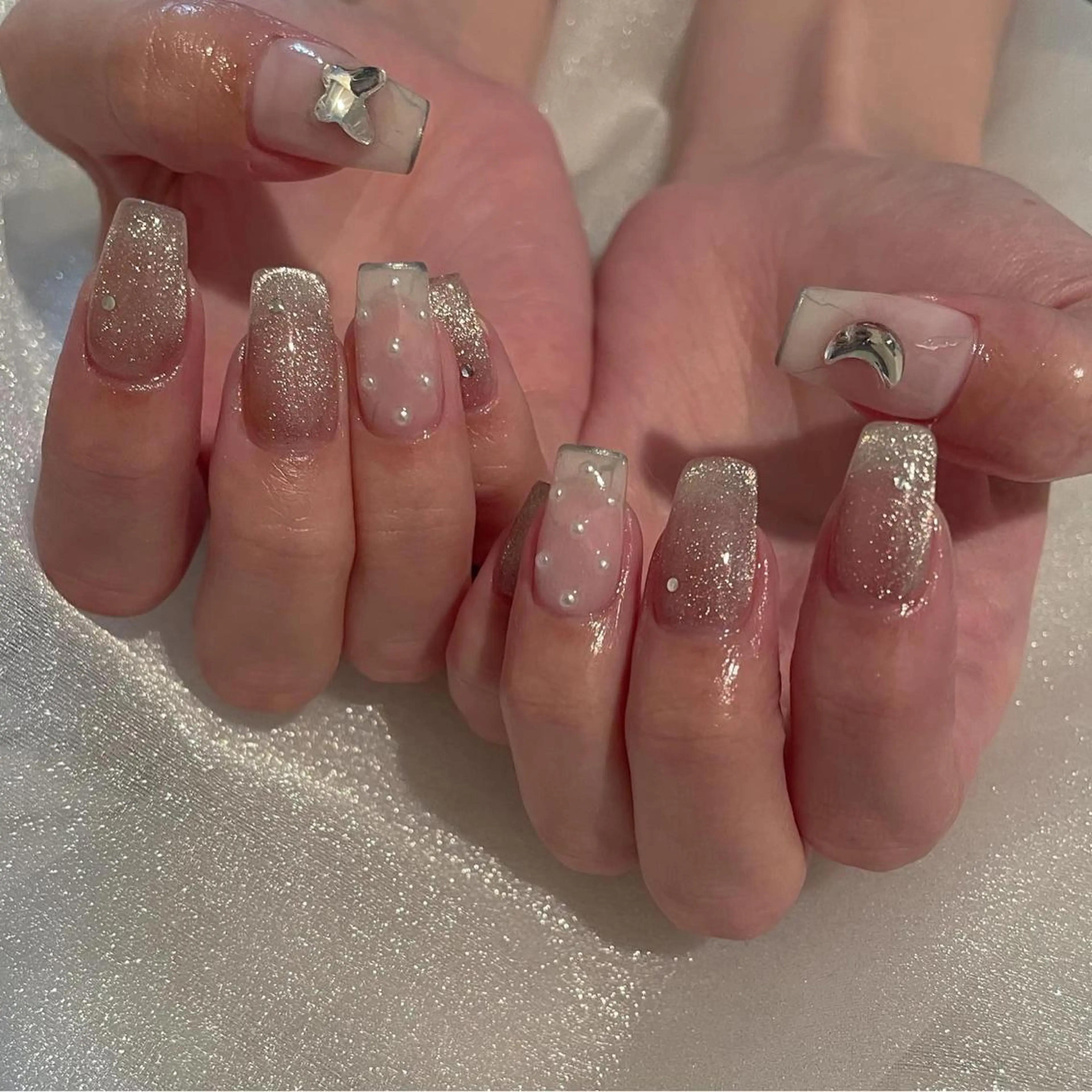 ネイル マグネットネイル ハンドネイル ハンドケア lyly.nail所属・lylynail YUUKAのネイルデザイン