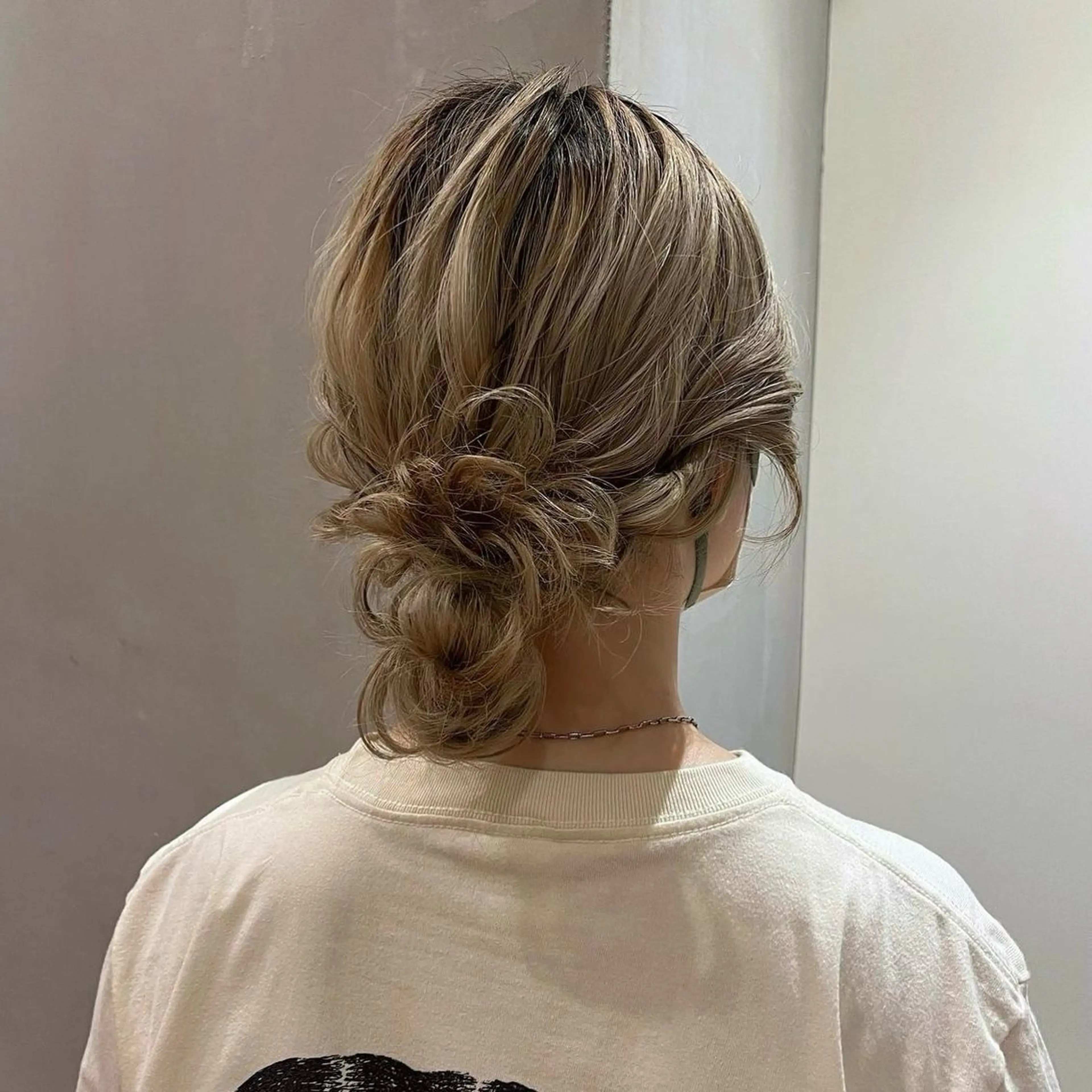 ヘアアレンジ グレージュ🐰透明感 カラー🫧akihoのヘアスタイル