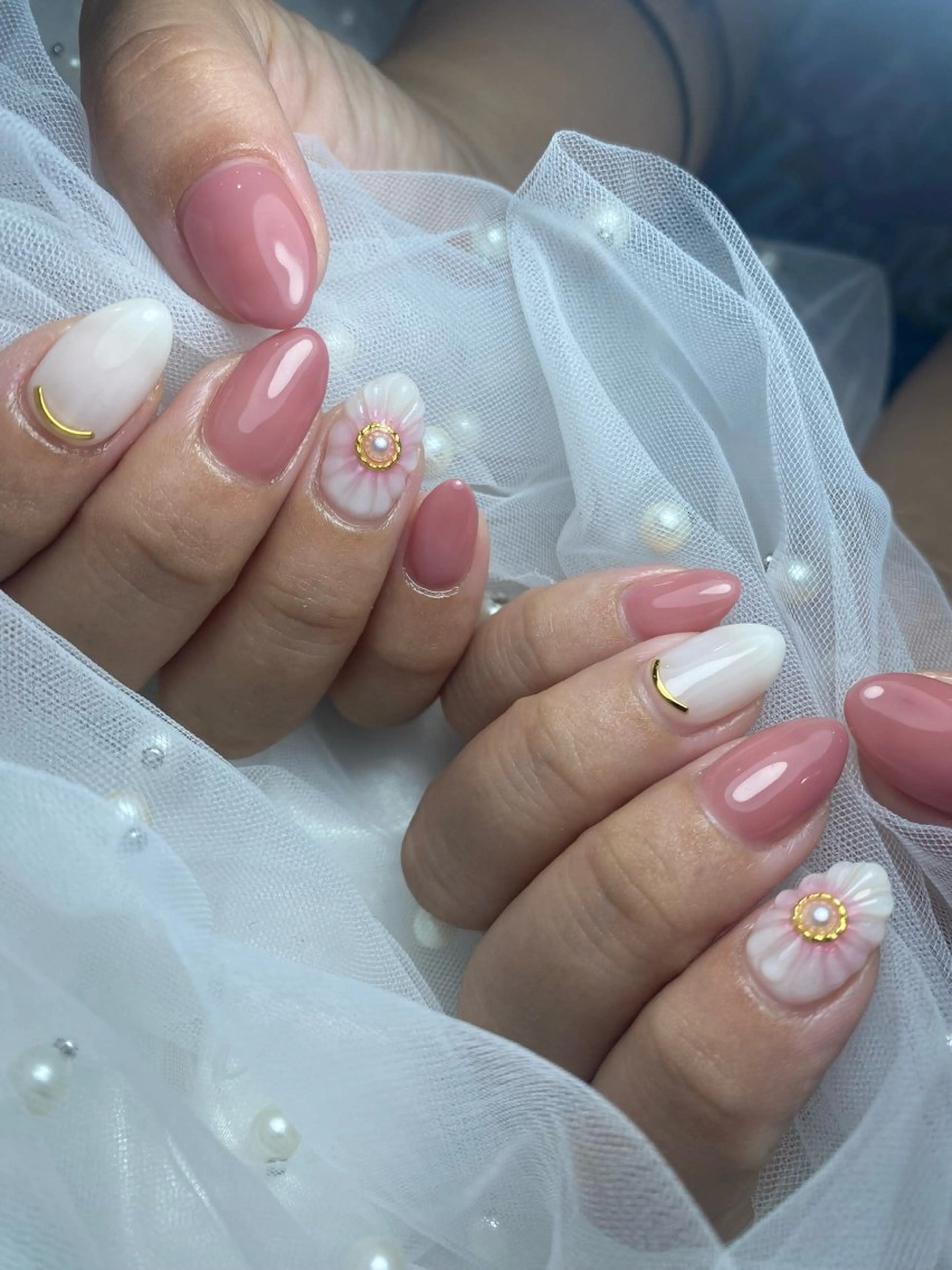 ネイル フラッシュネイル フラワーネイル フレンチネイル ジェルネイル グラデーション ハンドネイル ハンドケア REILLY.　private nail salon所属・Marina 《REILLY.》のネイルデザイン