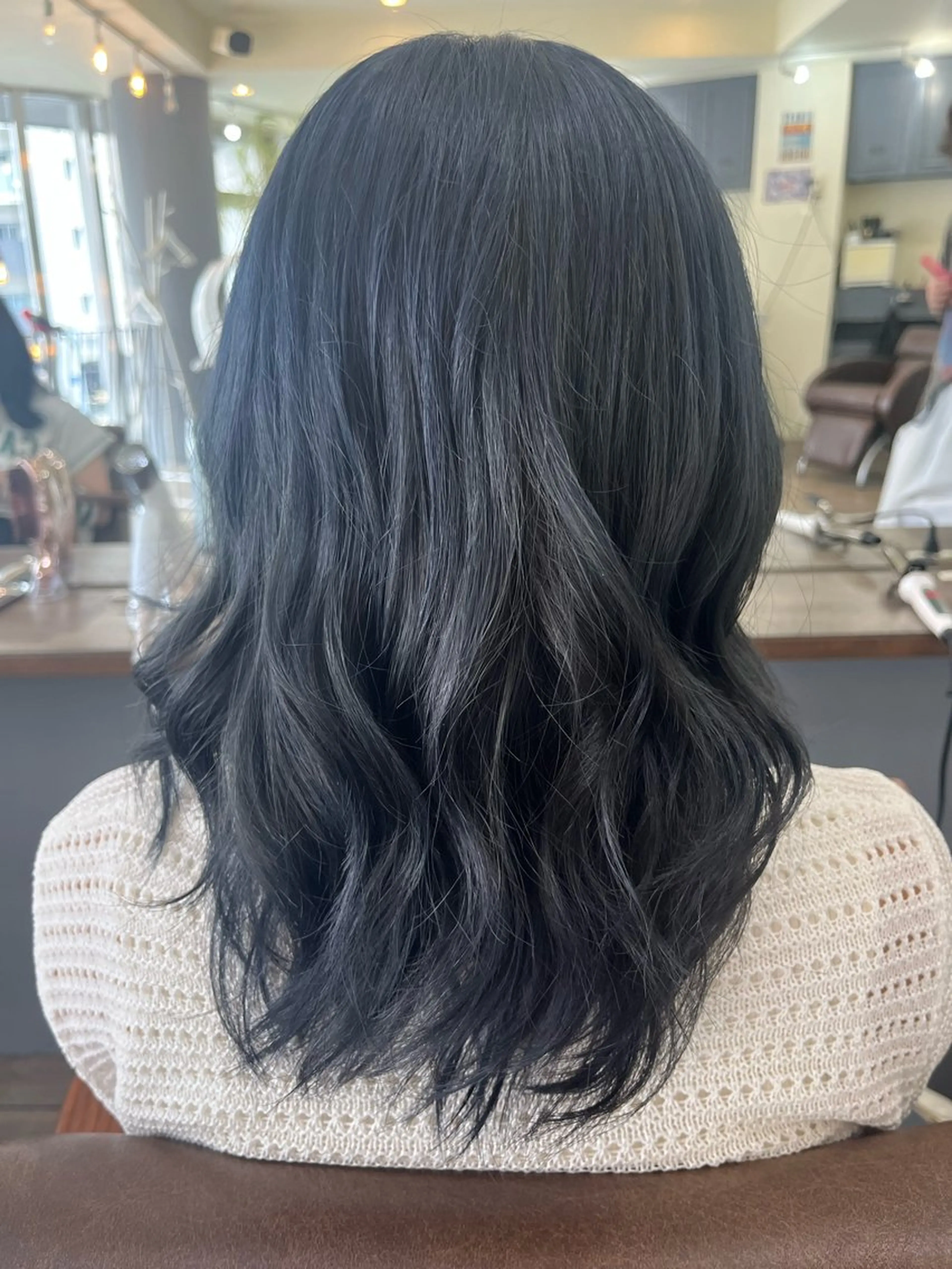 カラー バレイヤージュ ブリーチ ケアブリーチ ダブルカラー イヤリングカラー 戸川 紗良のヘアスタイル