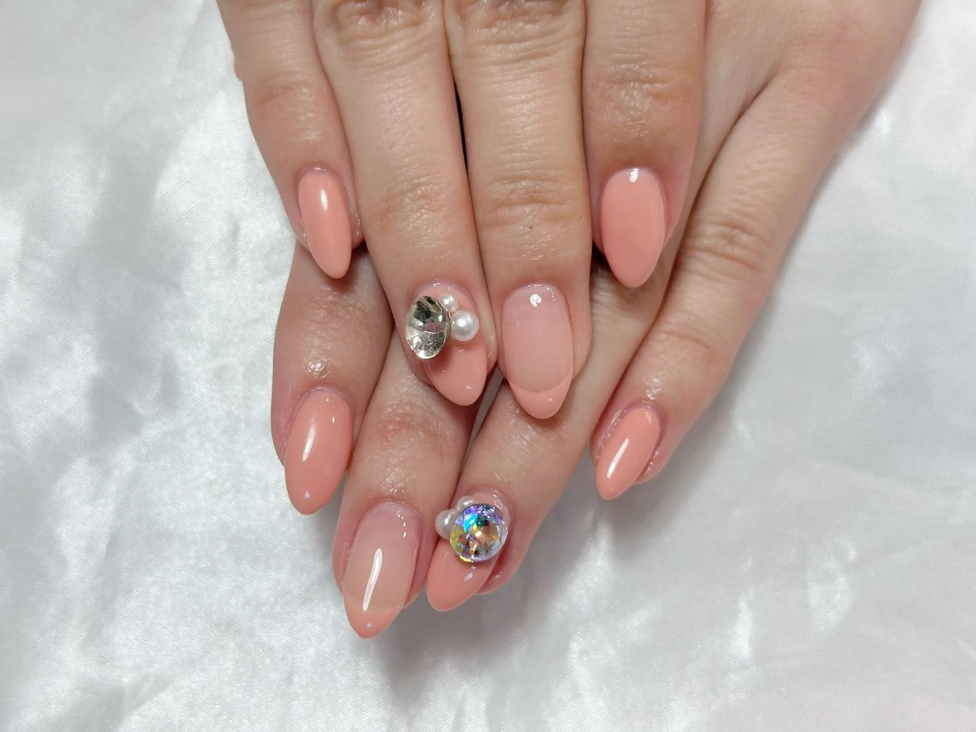 🌸 ★新規オフ無料★シンプルワンホンネイルの写真