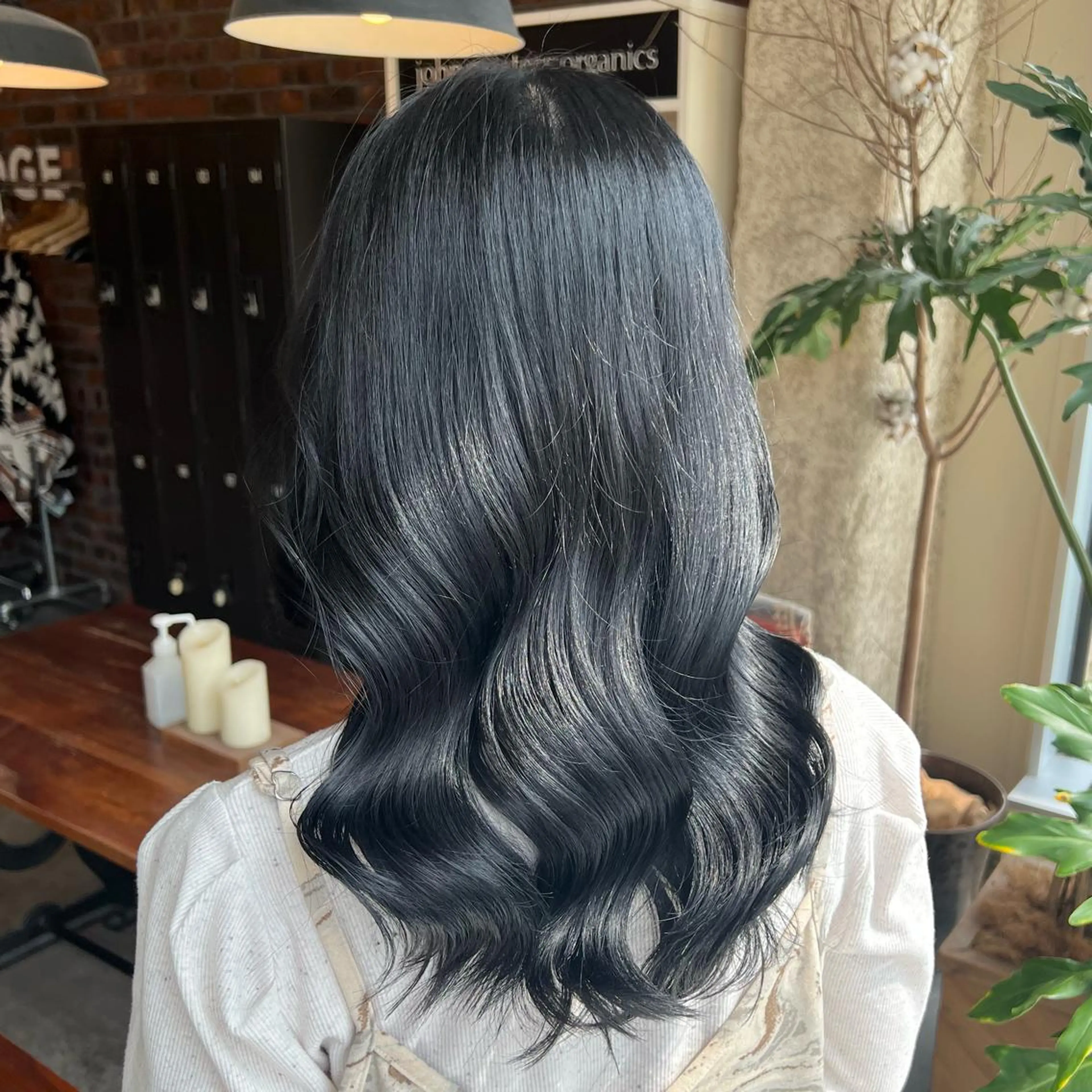 【ワンカラー】カラー+𝐊𝐄𝐑𝐀𝐒𝐓𝐀𝐒𝐄水トリートメント🥣🫧の写真