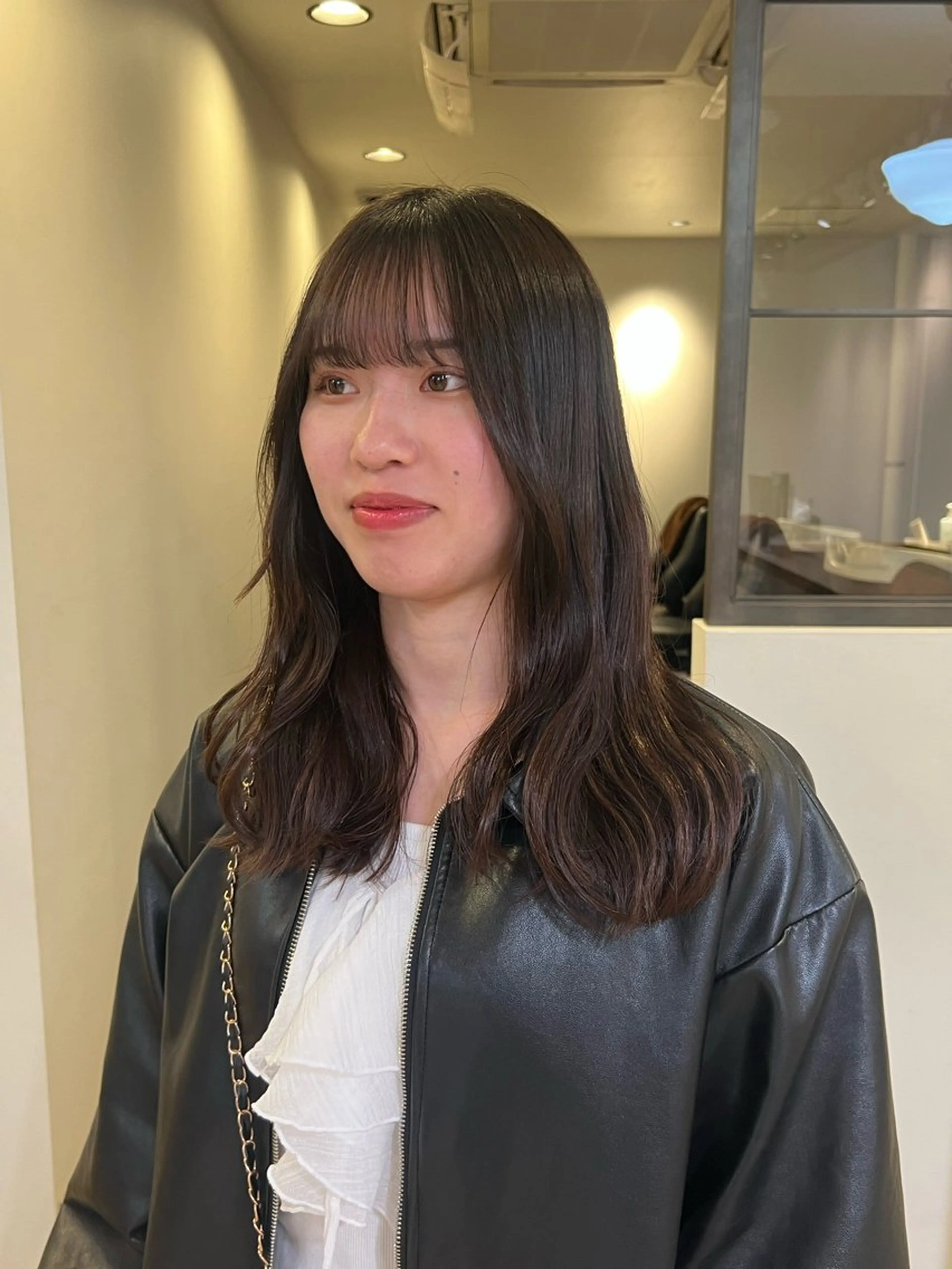 セミロング 松村 愛輝のヘアスタイル