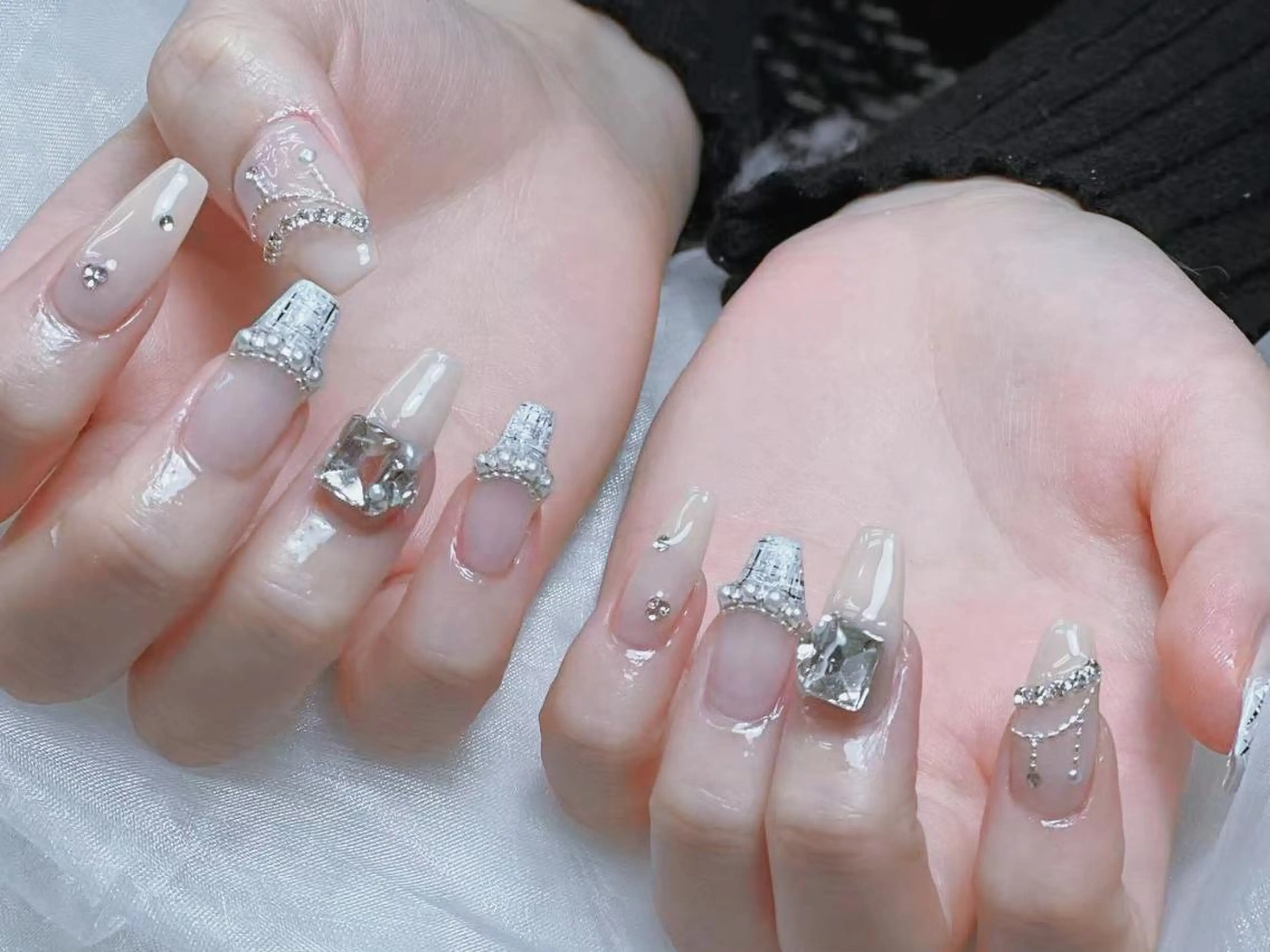 メンズ ネイル メンズ韓国風 アートネイル フレンチネイル ジェルネイル キラキラネイル Bloom kabukiのネイルデザイン