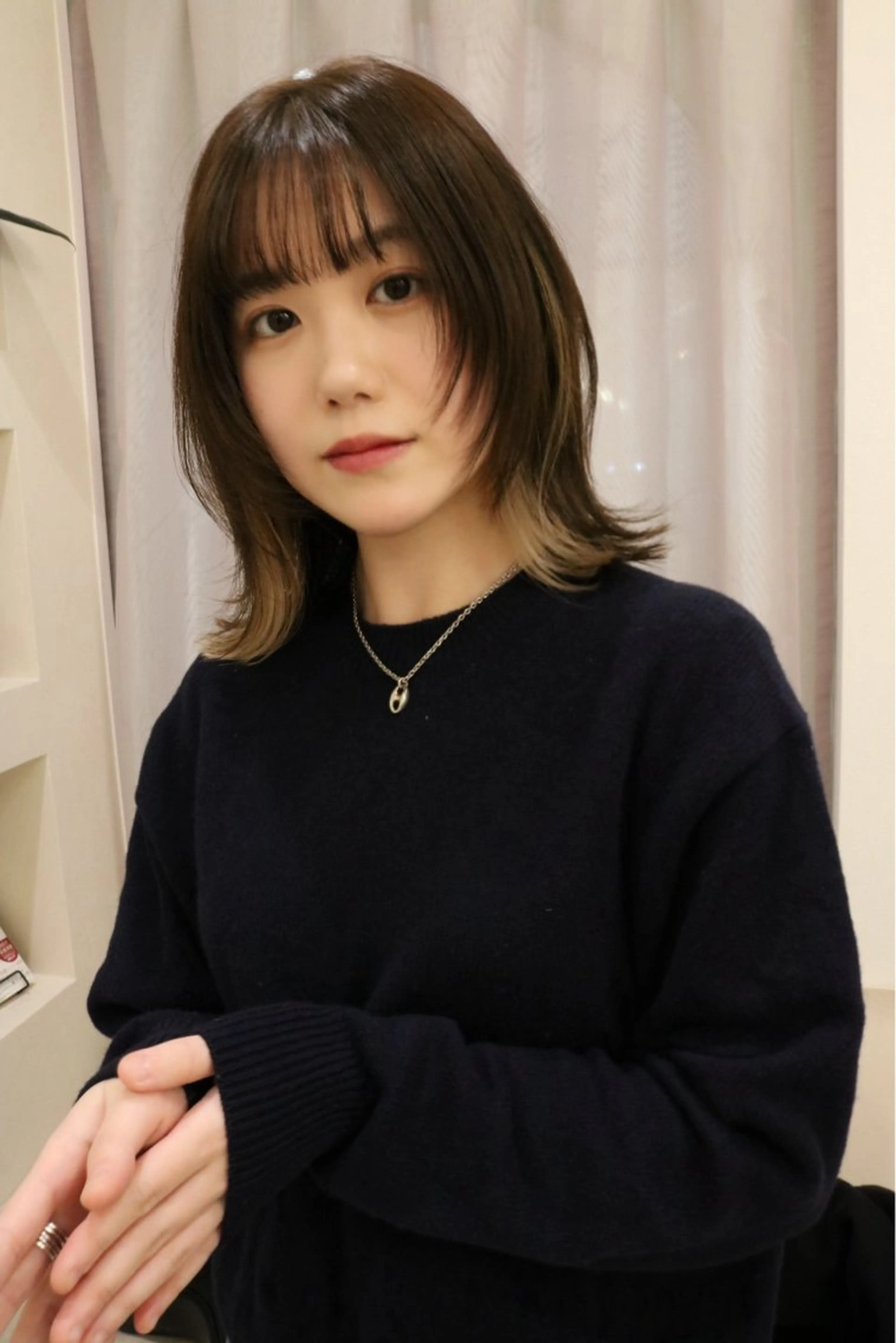 ミディアム カラー 松村 澪里のヘアスタイル