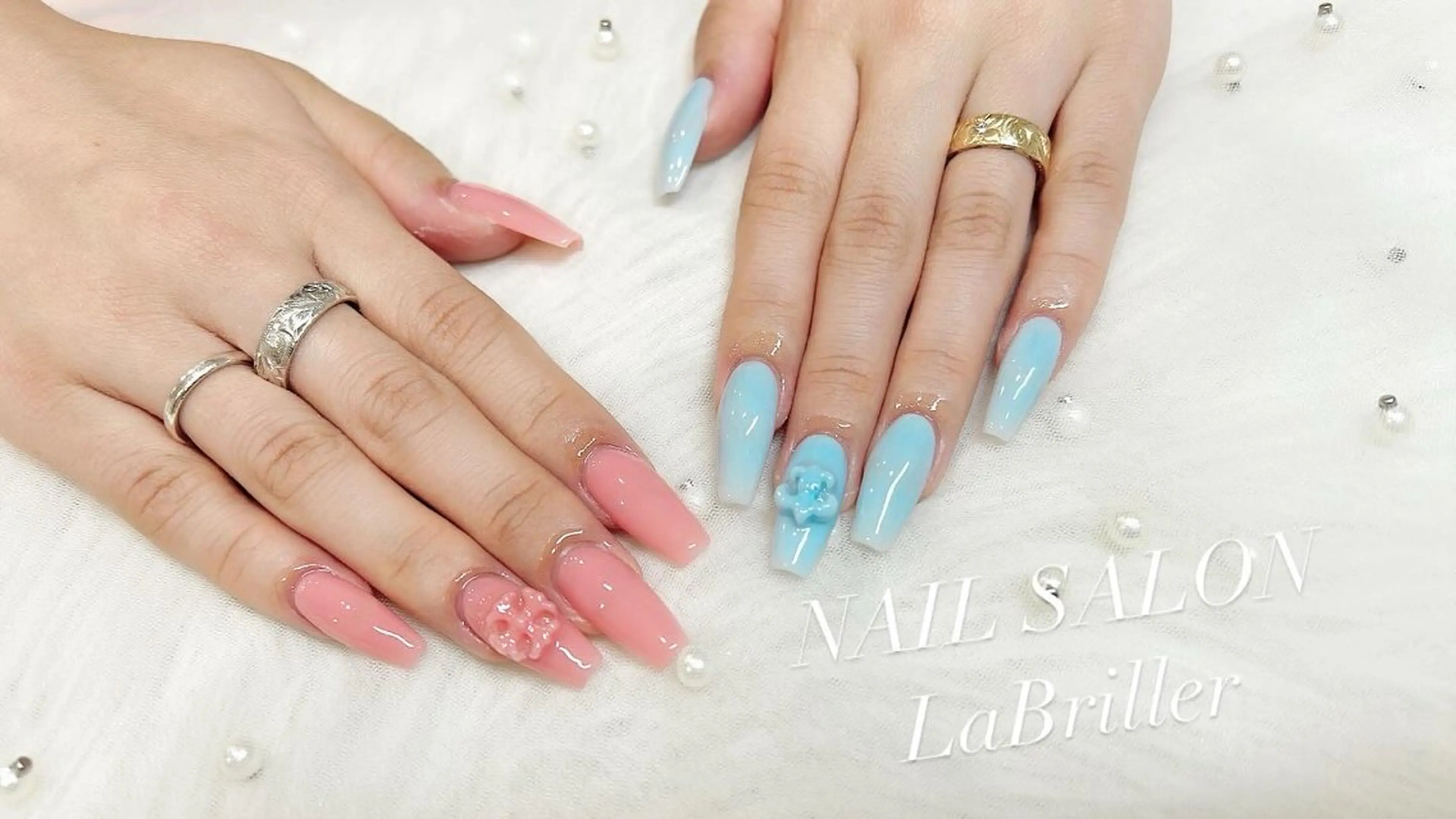 オフあり料金変わります。20:00を超える場合は深夜料金かかります。お直しは施術から1週間以内で浮いた場合のみになりますの写真