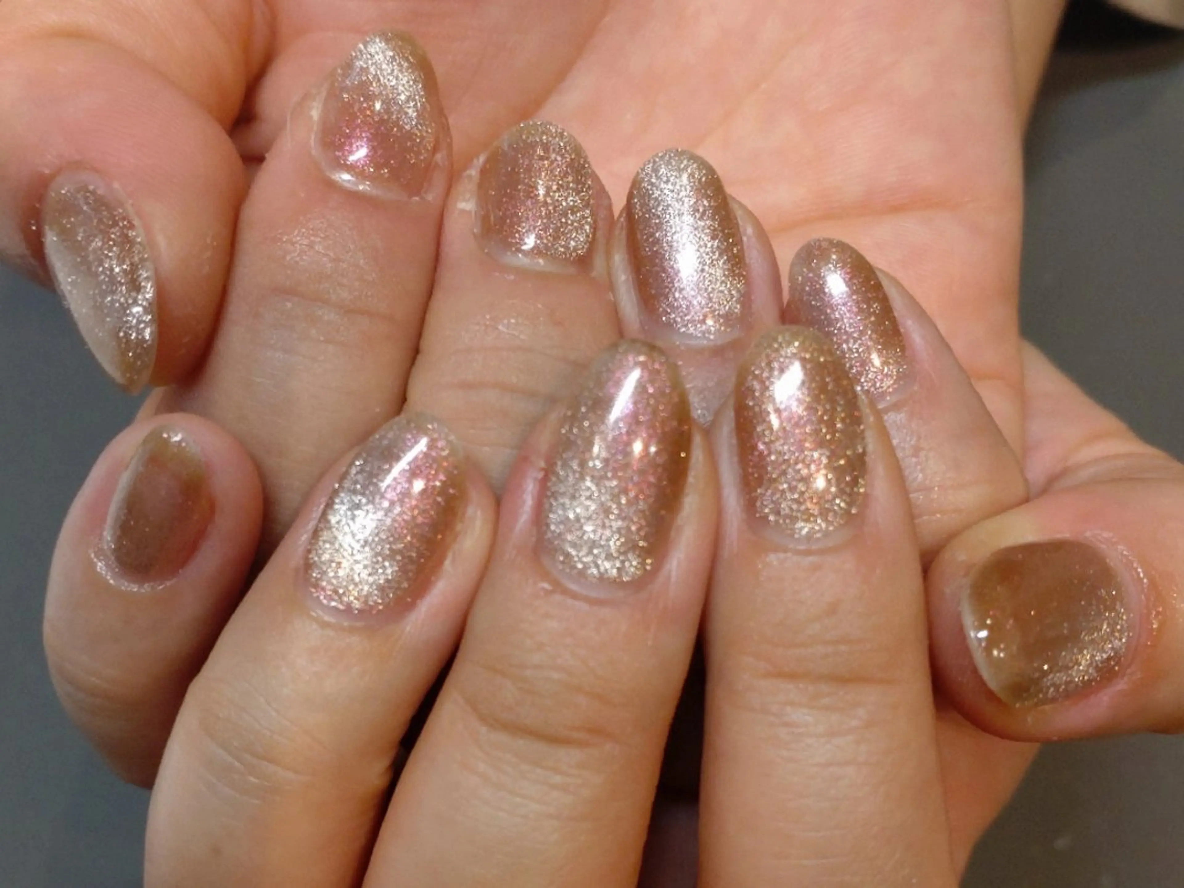 ネイル マグネットネイル Lumirise所属・山部 菜美子のネイルデザイン