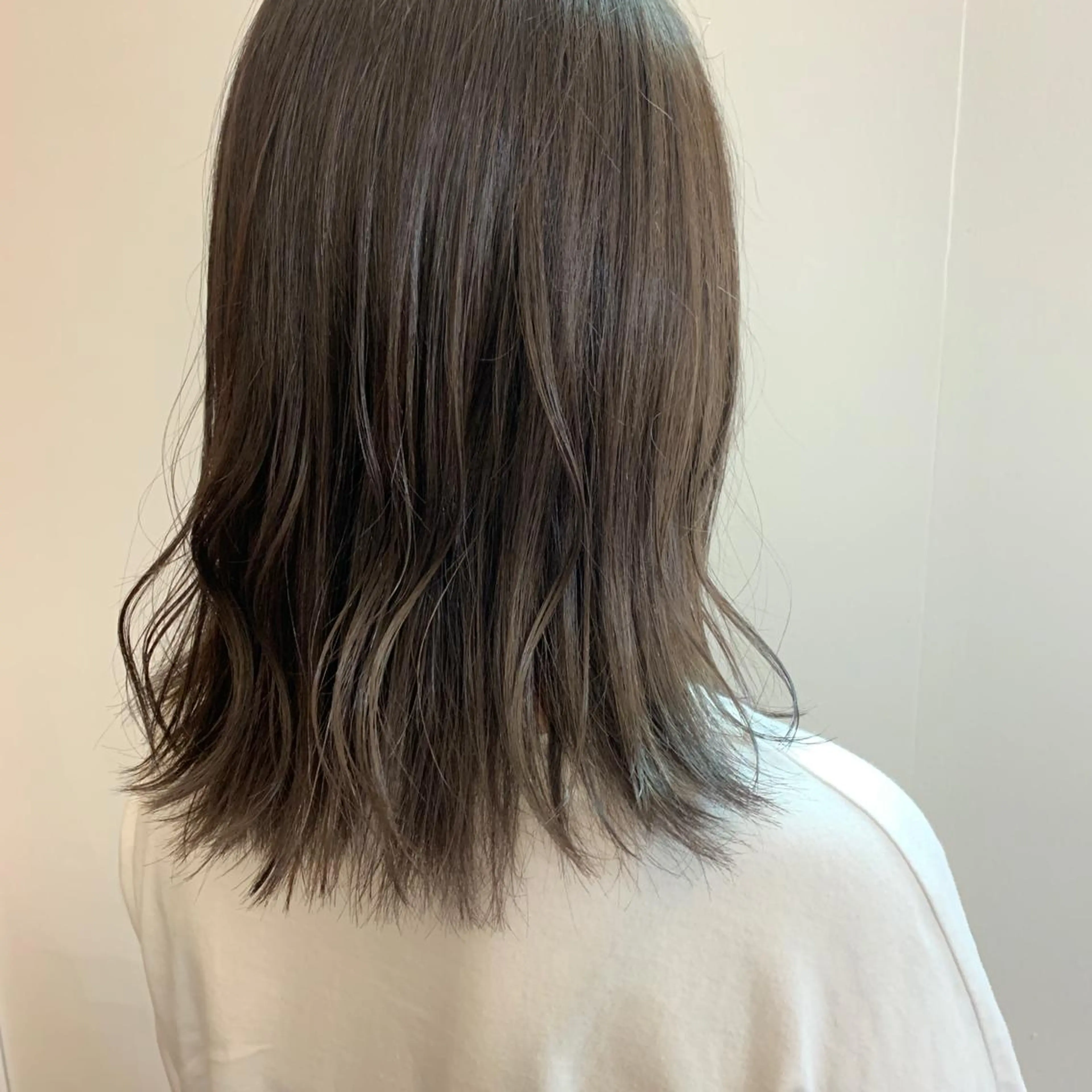 セミロング カット ヘアカラー トリートメント 艶髪color💎髪 質改善ストレート大吉のヘアスタイル