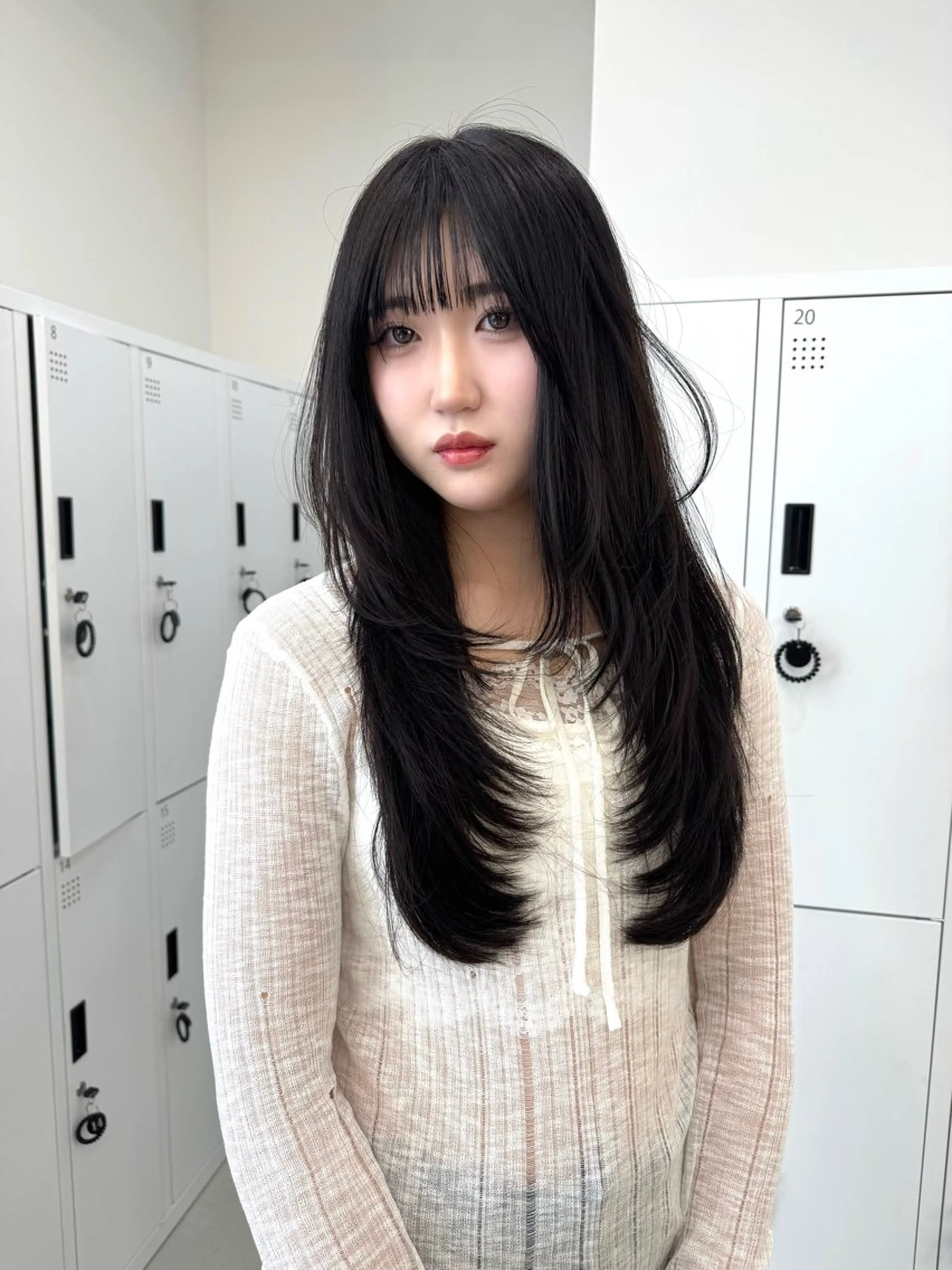 ロング レイヤーカット 似合わせカットが 得意な美容師のヘアスタイル