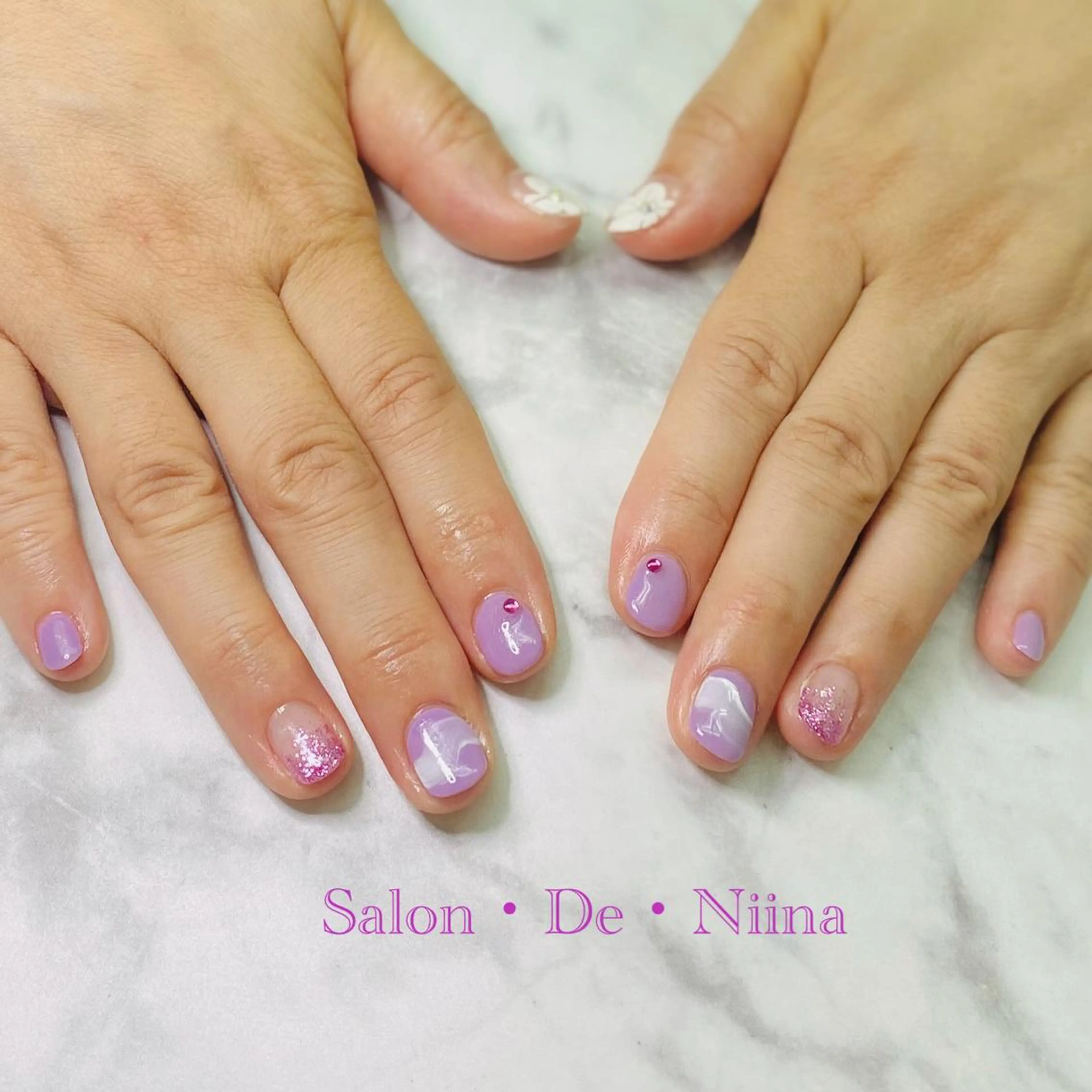 ネイル ニュアンスネイル ショートネイル Salon•de•Niina所属・ボディビルダーSal on.DeNiinaのネイルデザイン