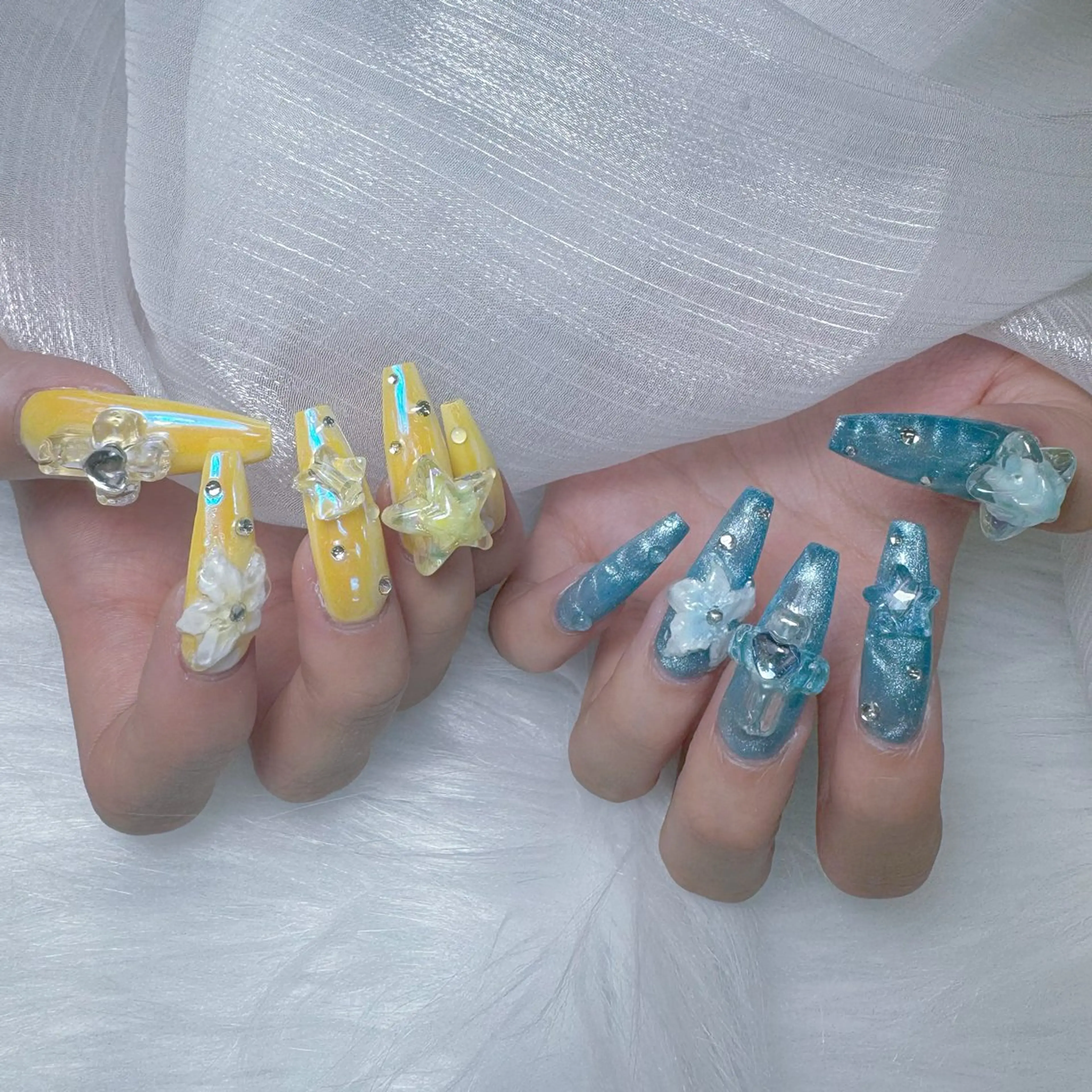 ネイル オーロラネイル フレンチネイル ハート 韓国ネイル レース ハンドネイル Melody Nail所属・Melody 3D/スカルプ専門店のネイルデザイン