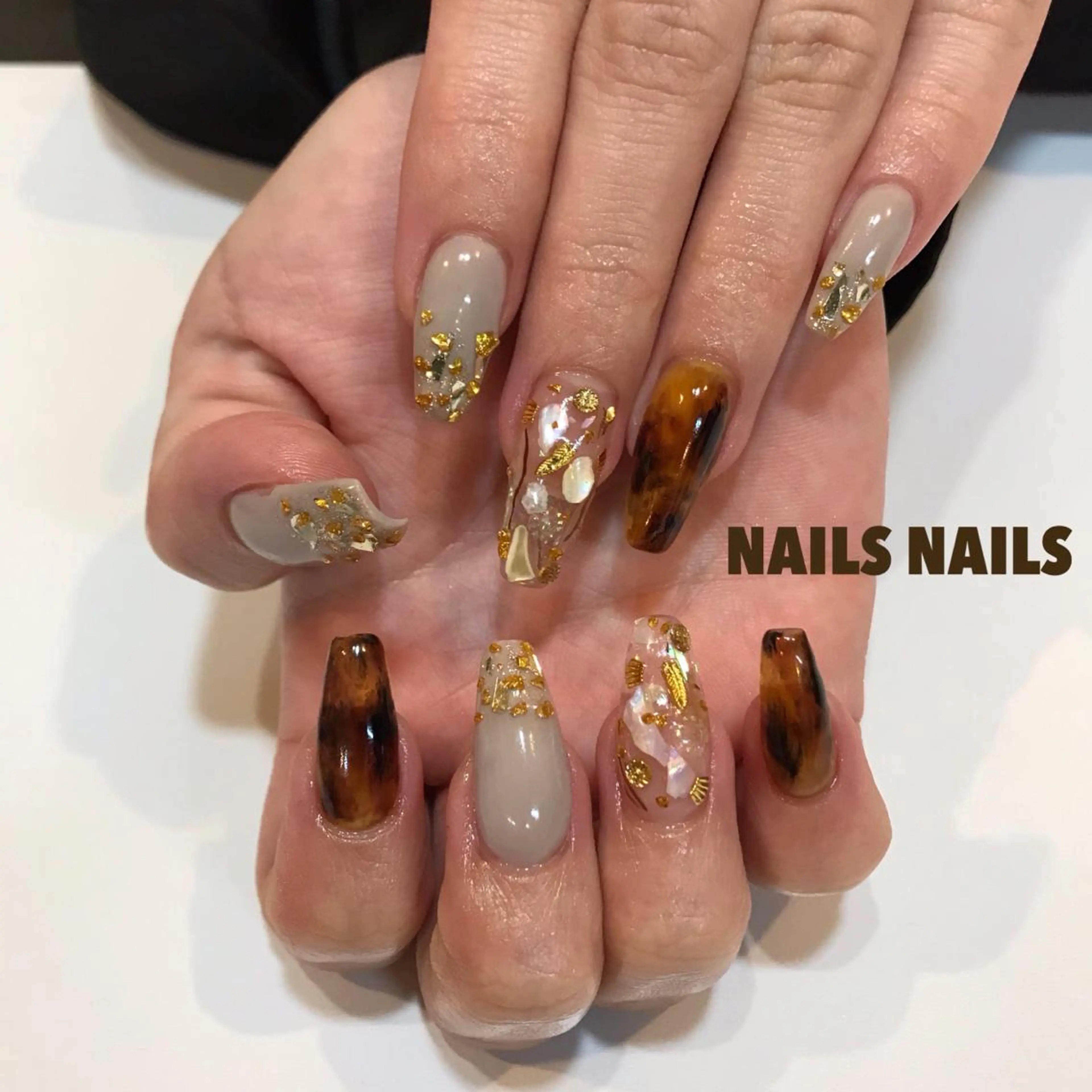 ネイル べっ甲ネイル スカルプネイル NAILSNAILS ERIKAのネイルデザイン