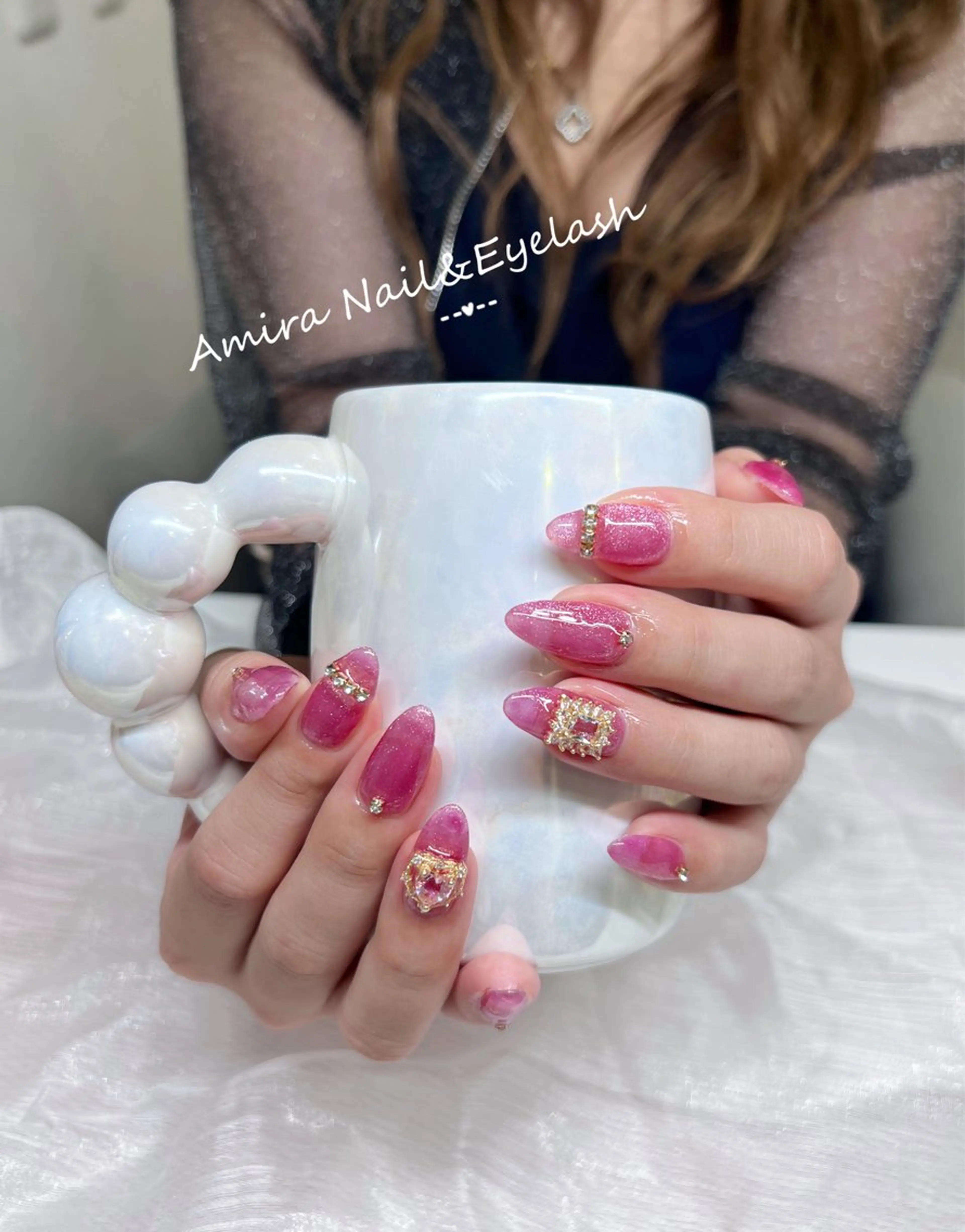 ネイル Amira アイラッシュのマツエク・マツパデザイン