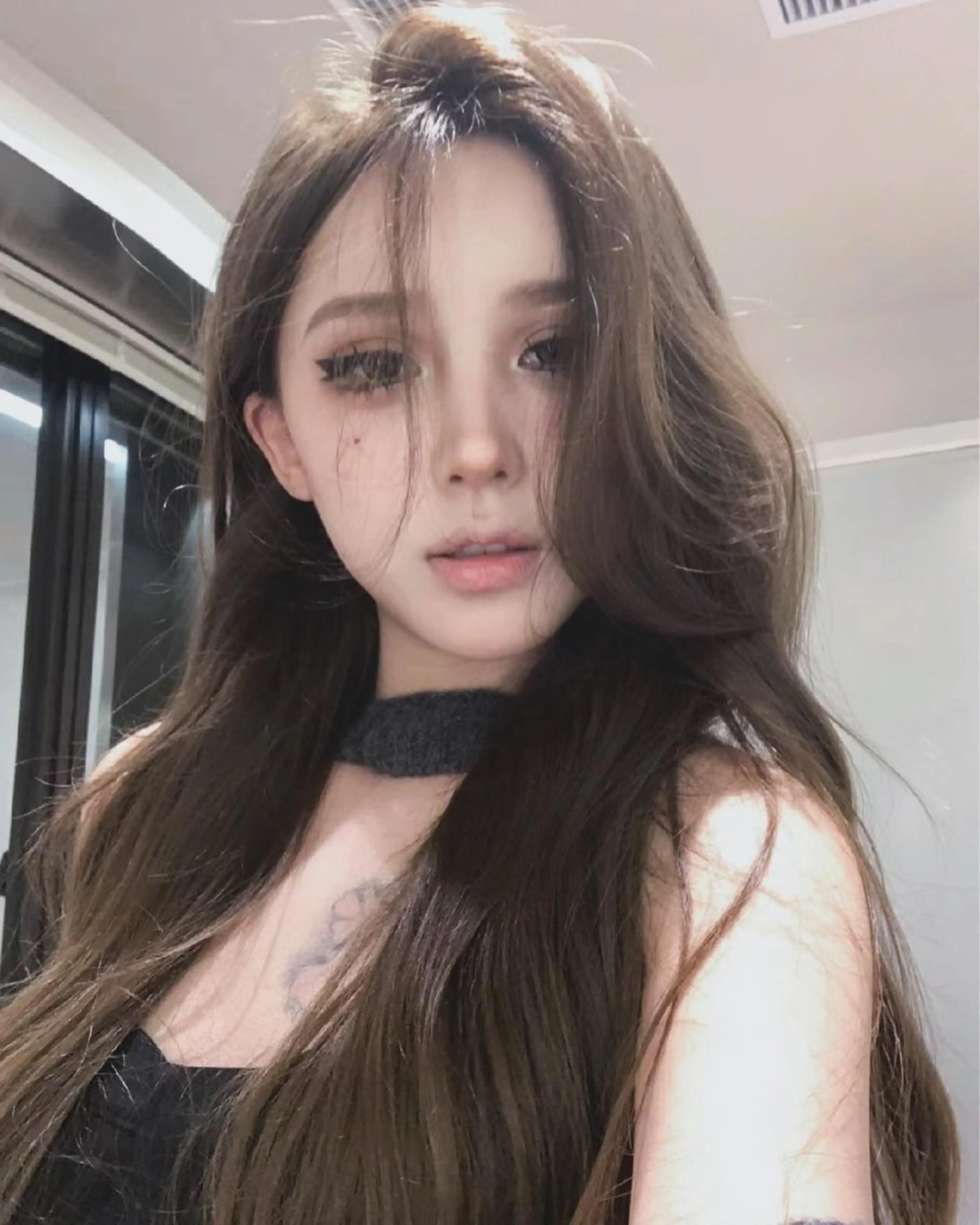 ロング 🇨🇳ワンホンヘア 下田鉄也のヘアスタイル