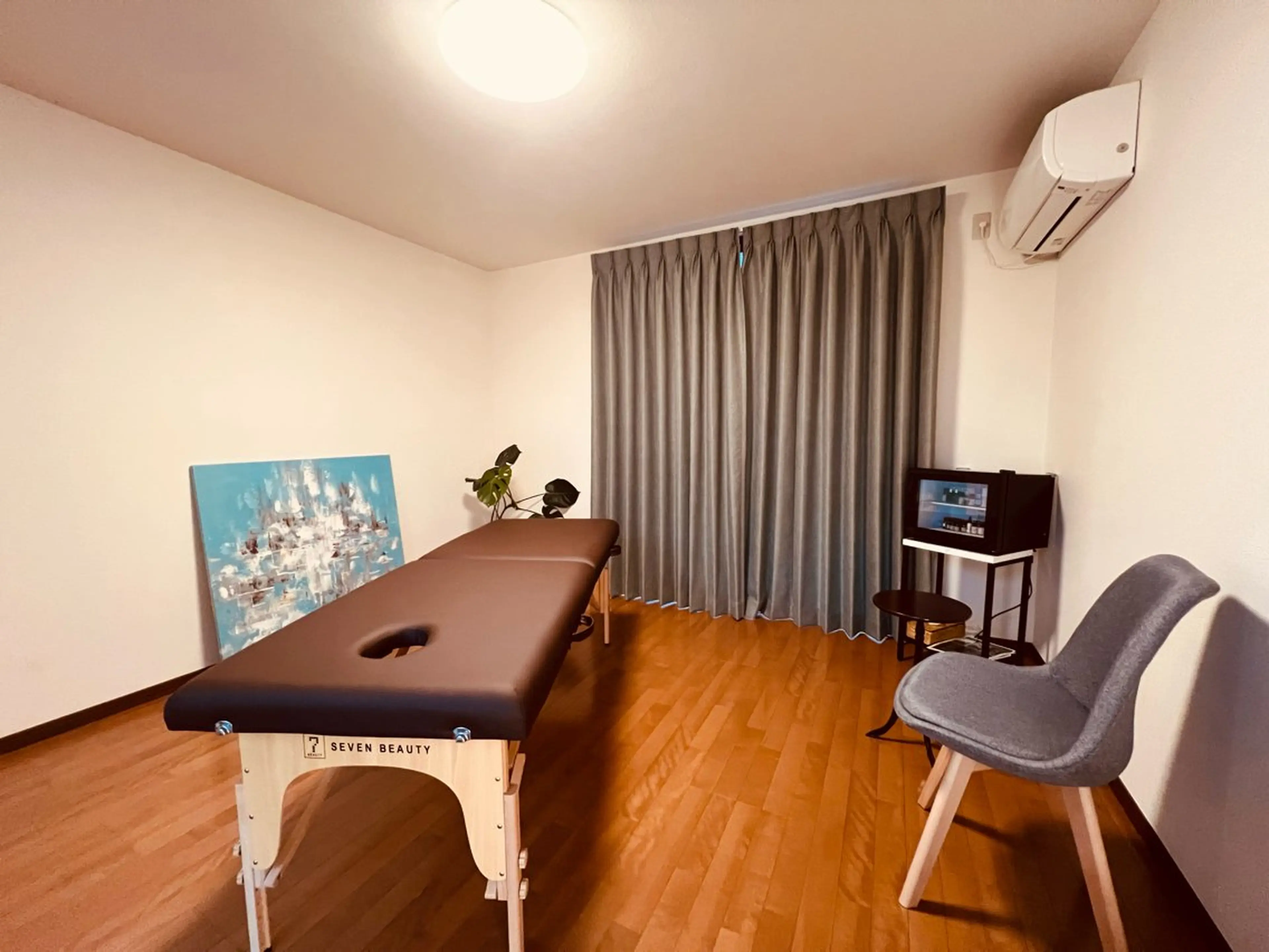 白丸整体マッサージ所属・白丸 花子のエステ・リラクイメージ