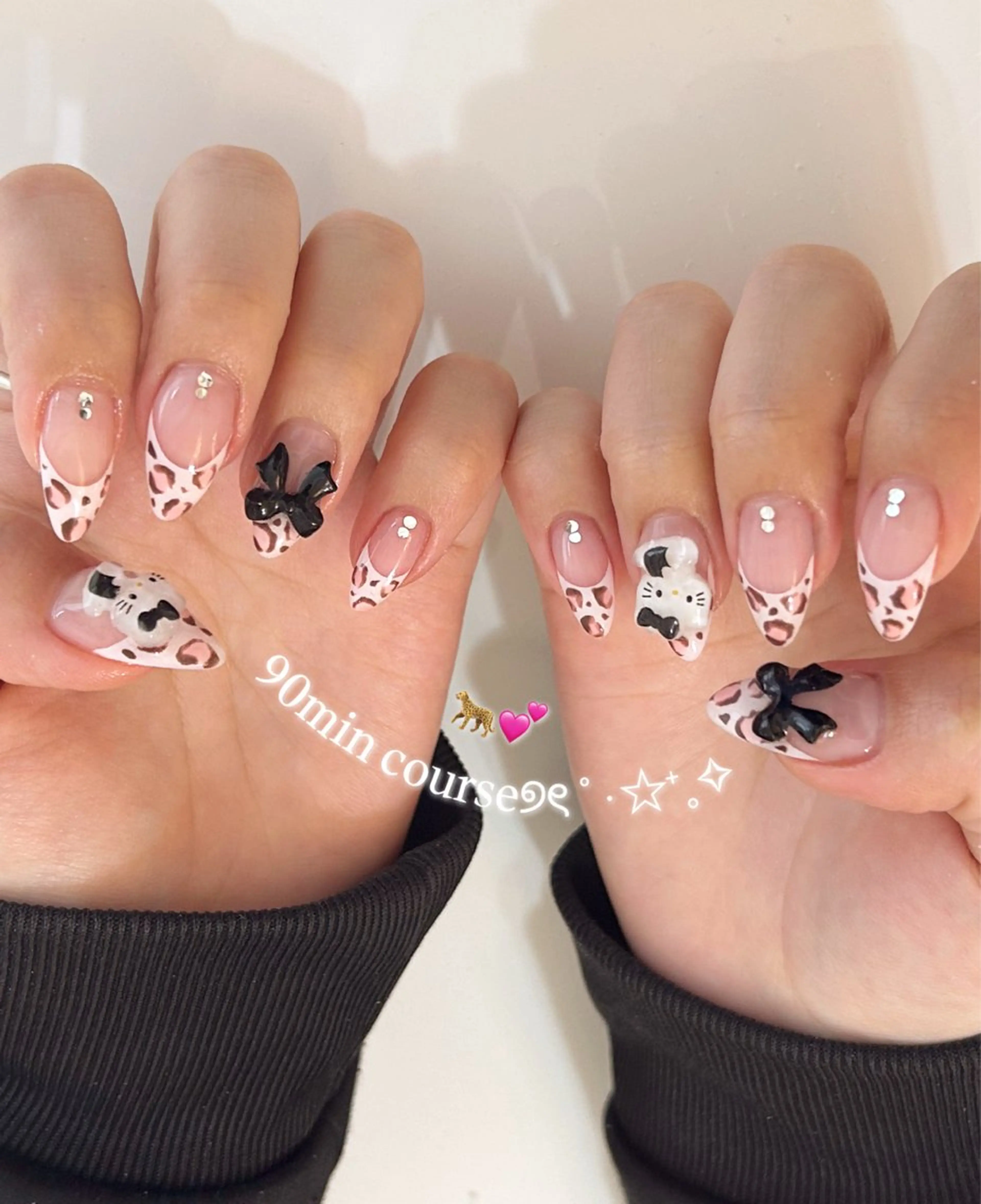 ネイル ハンドネイル ViViA momokaのネイルデザイン