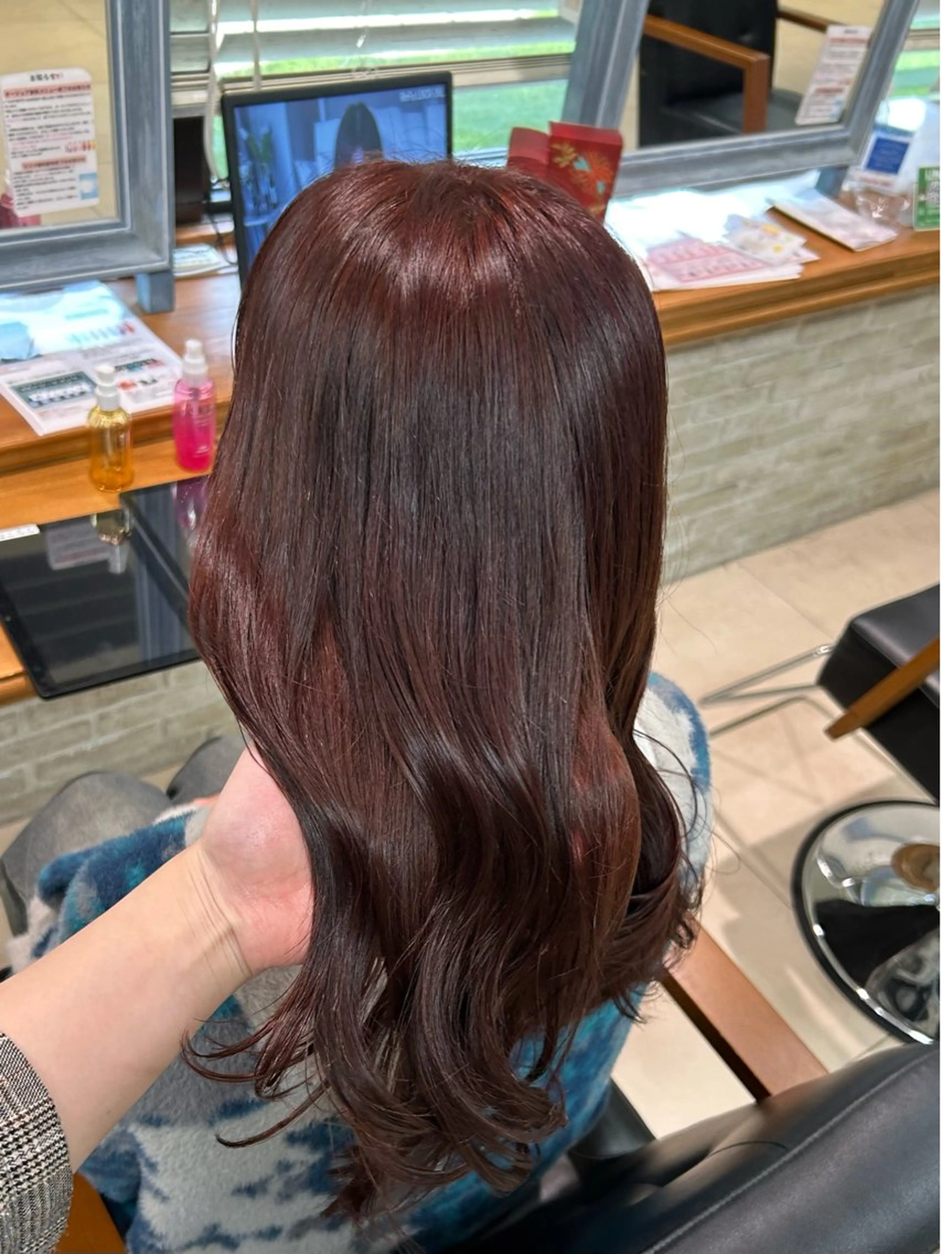 【12月限定🎄✨透明感カラーで艶髪に🫧】カット＋カラー♡の写真