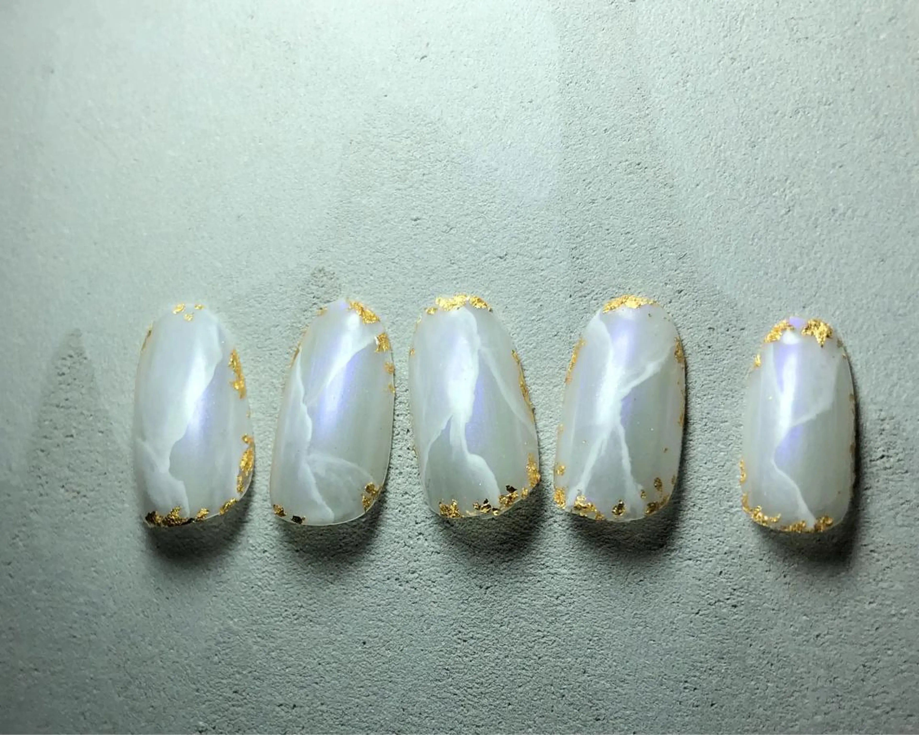 ネイル le'a moe KONAMIのネイルデザイン